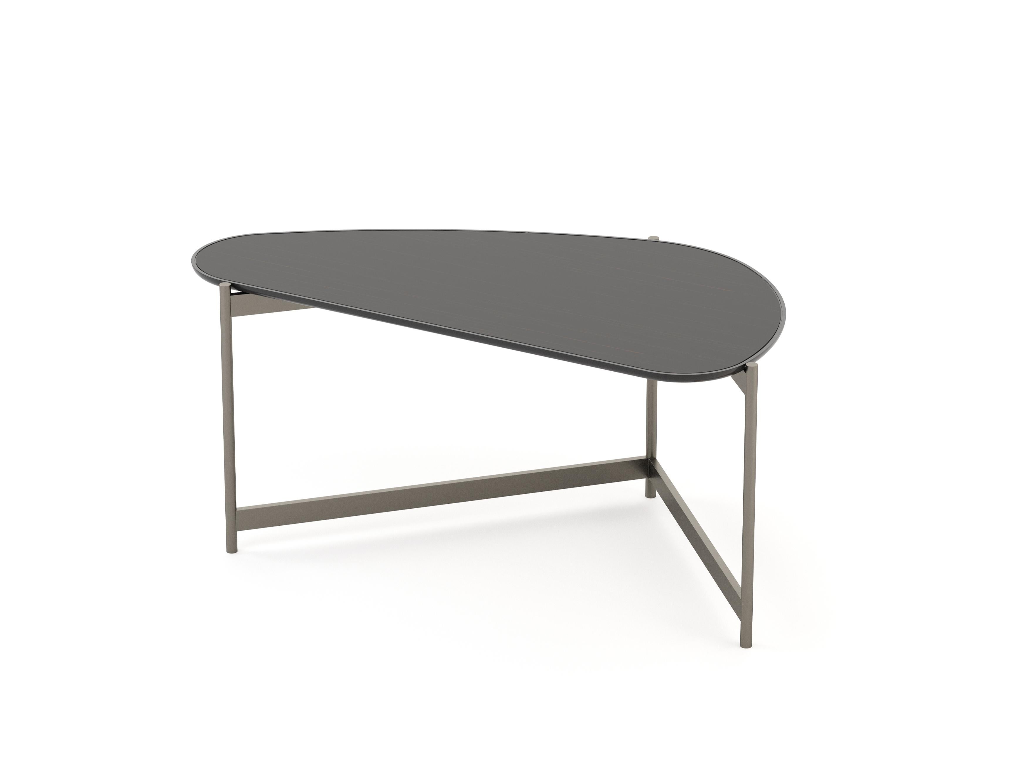 Moderner Capri-Schreibtisch aus Ebenholz und bronziertem Eisen, handgefertigt von Stylish Club im Angebot 1