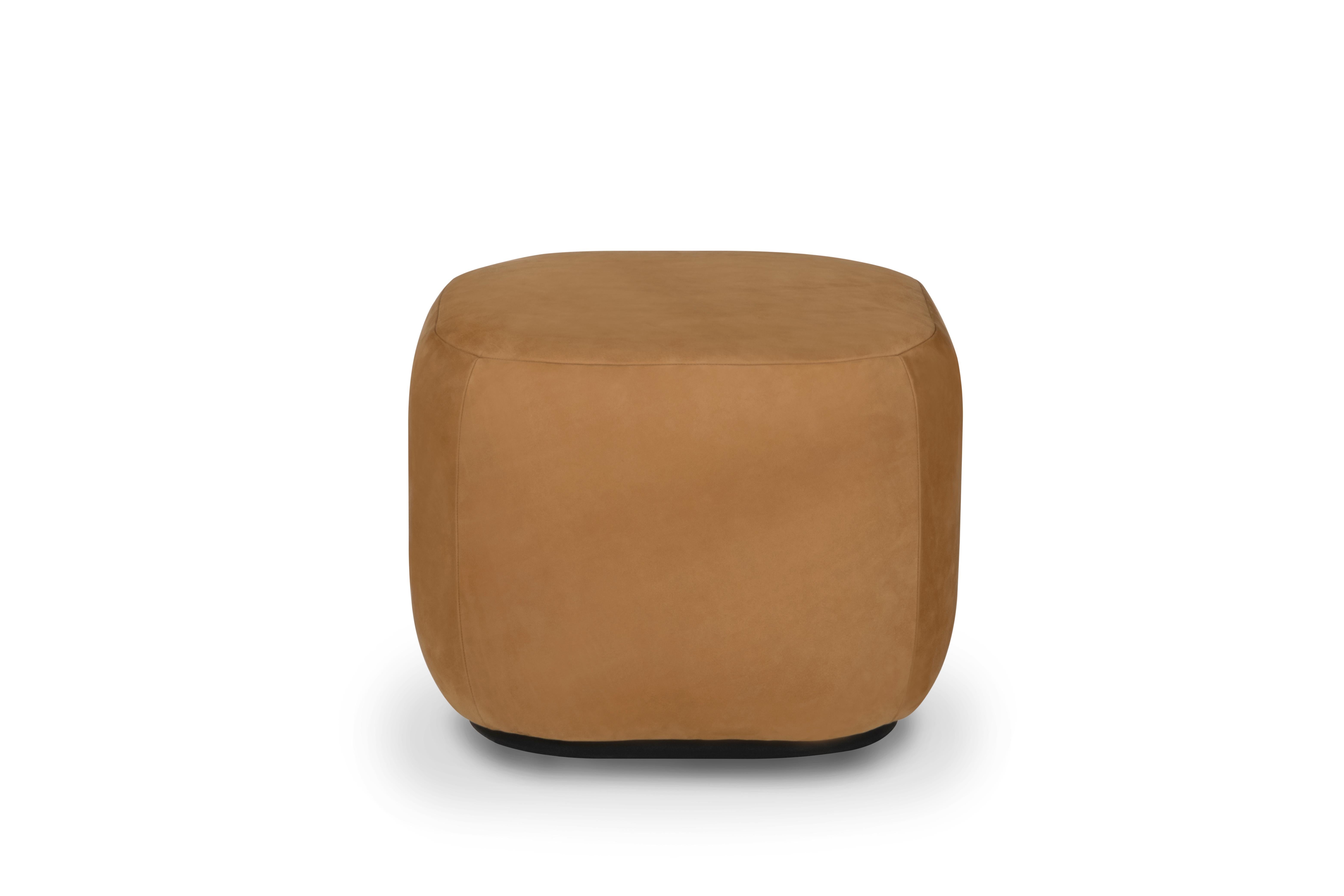 Capri Pouf Ottoman, Contemporary Collection, Handcrafted in Portugal - Europe by GF Contemporary.

A comfy ottoman with a luxurious touch. Upholstered in caramel in Italian nubuck velvet leather. Destined to beautify in any of its finishes, this