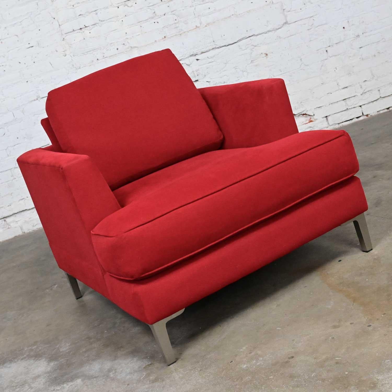Modern Carter Club Chair Attr Zen Collection Bright Red with Polished Steel Legs In Good Condition For Sale In Topeka, KS