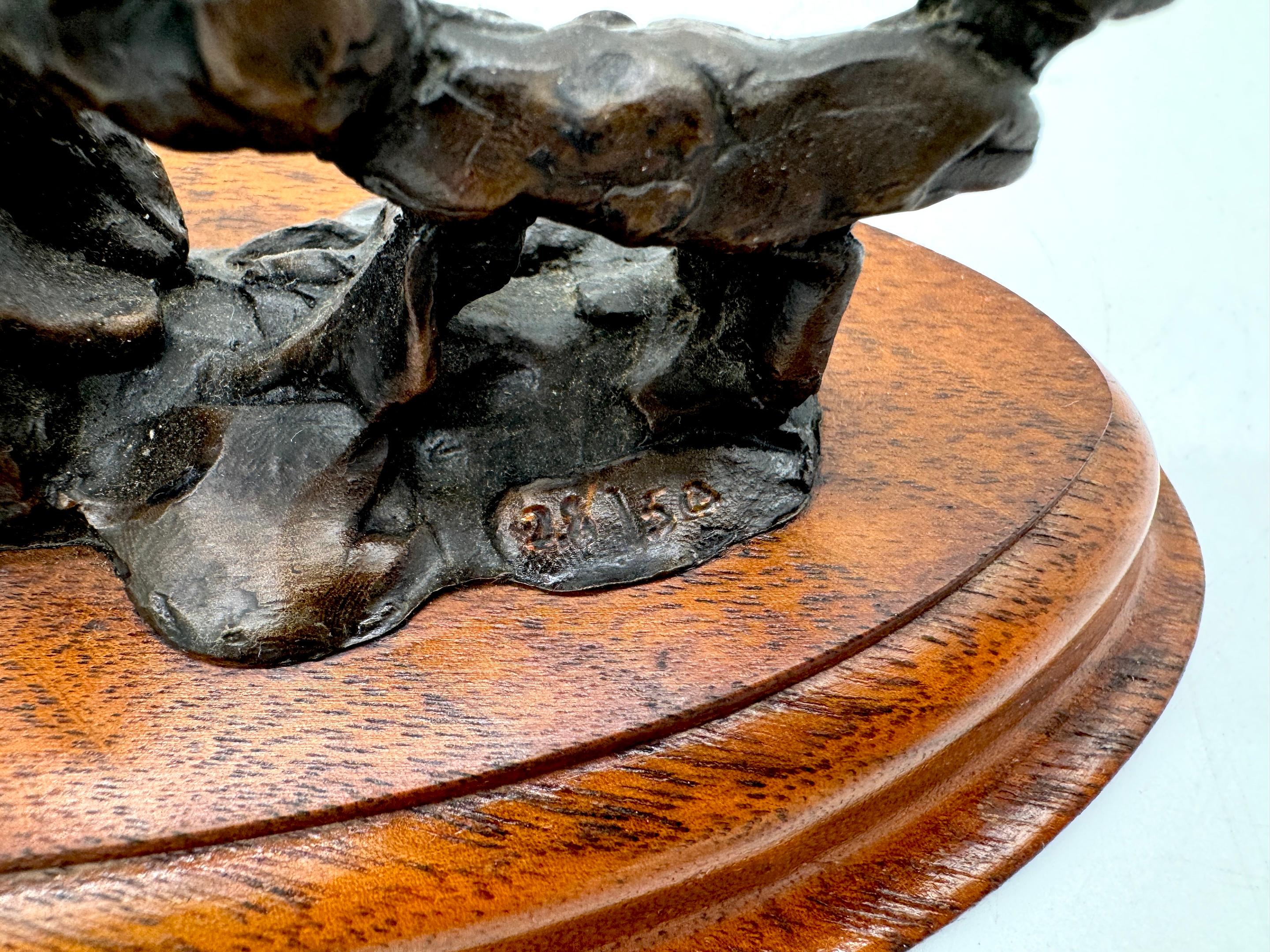 Sculpture moderne en bronze coulé représentant un chien et un chat, style Giacometti en vente 2