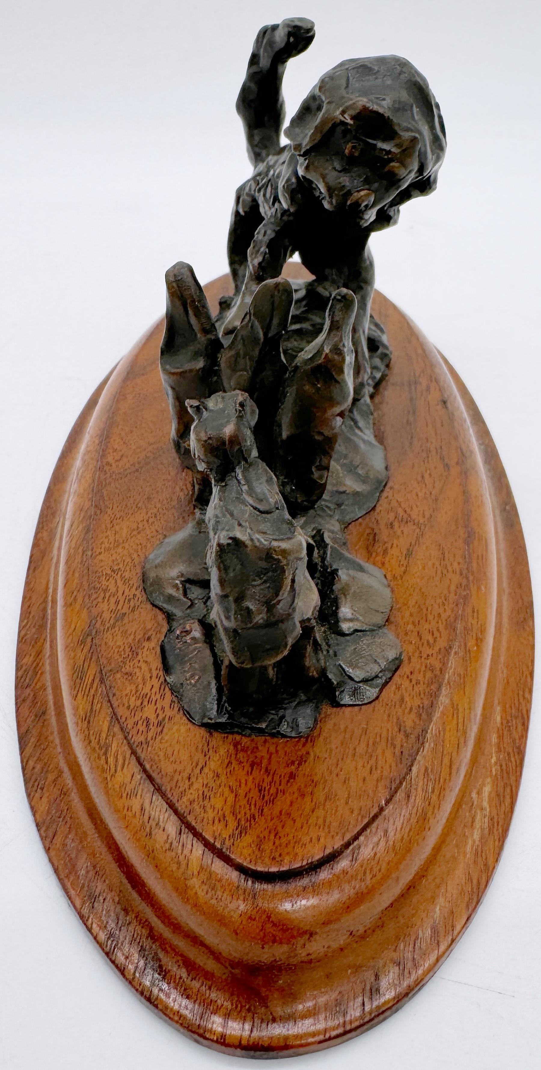 Bronze Sculpture moderne en bronze coulé représentant un chien et un chat, style Giacometti en vente