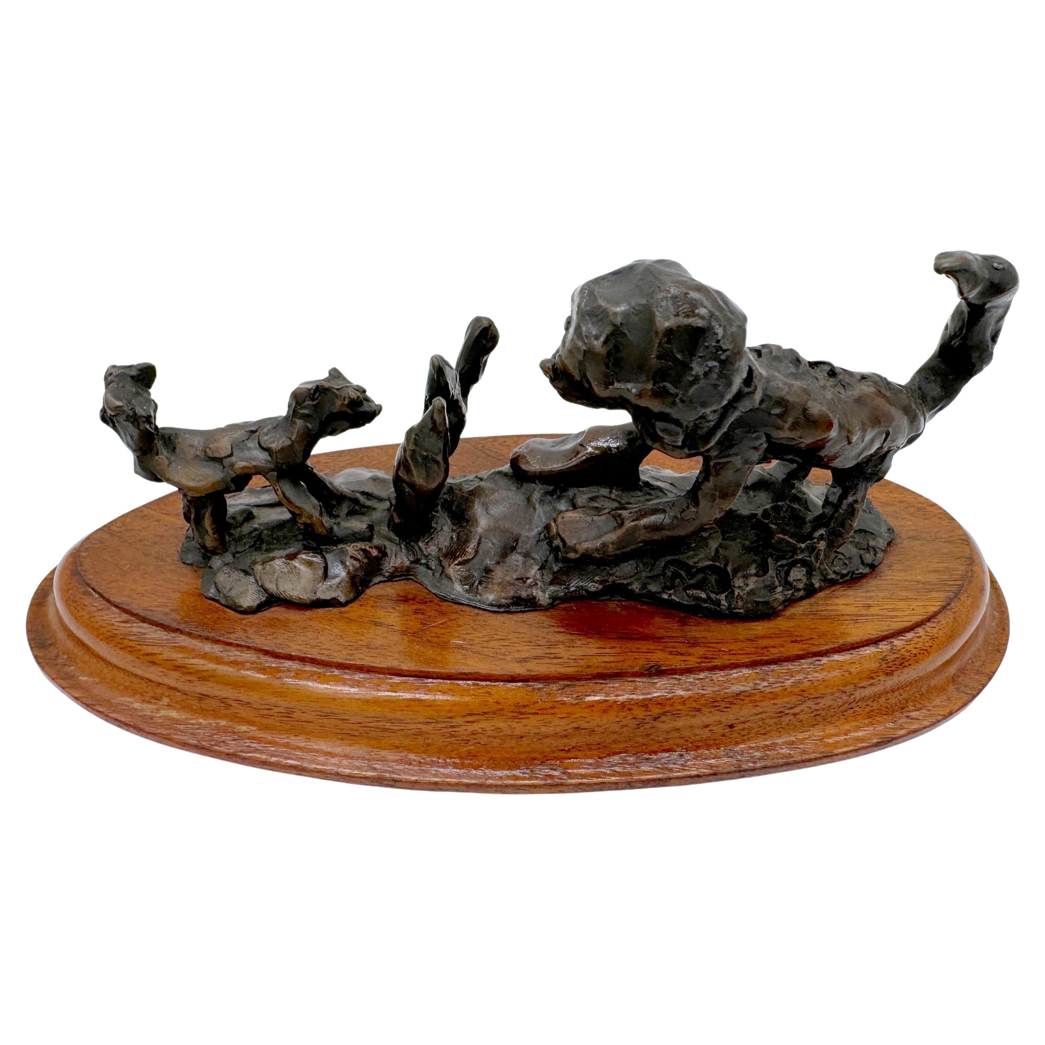 Sculpture moderne en bronze coulé représentant un chien et un chat, style Giacometti en vente