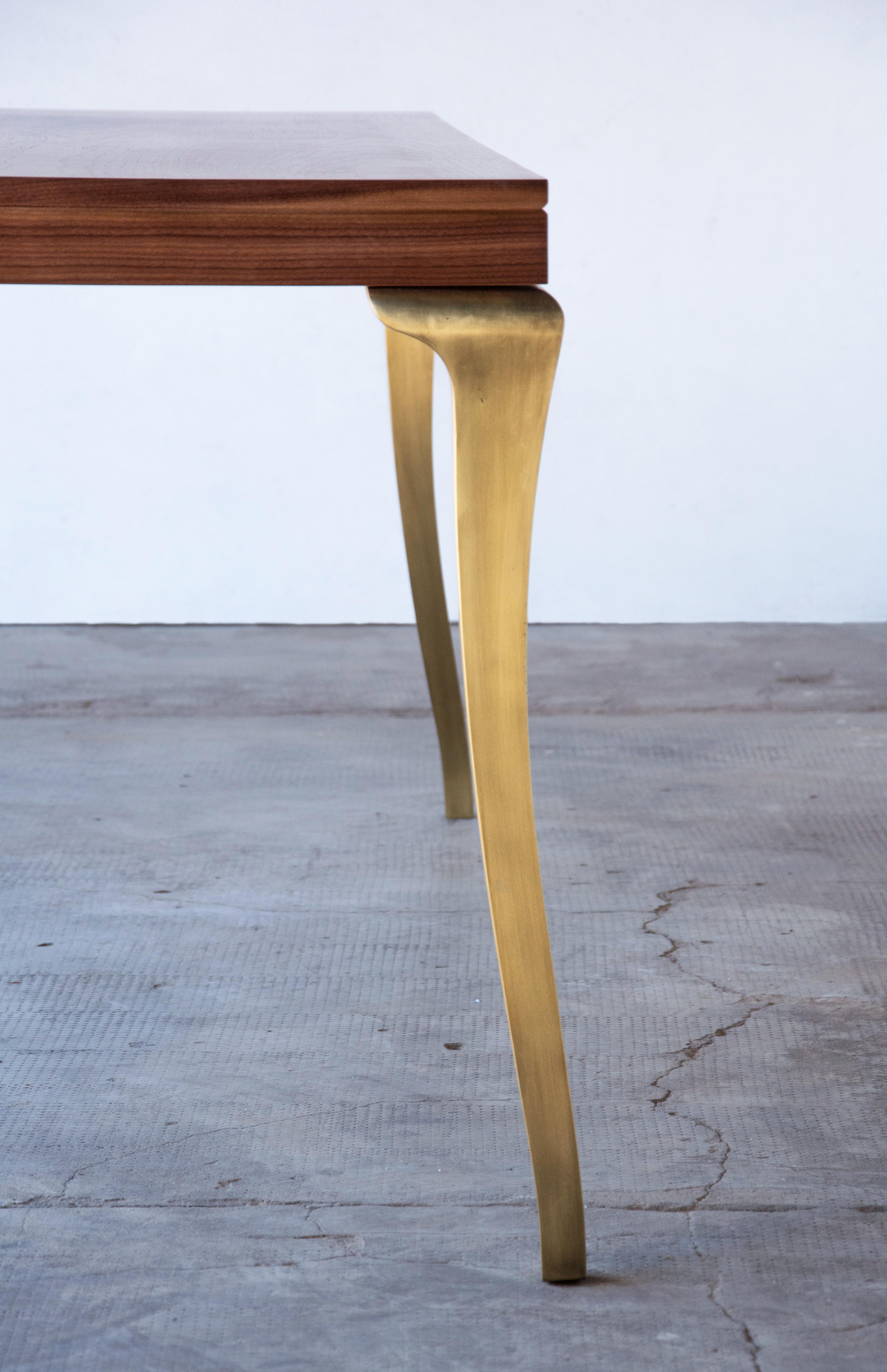 Moderner Esstisch aus Bronzeguss und Nussbaumholz von Costantini, Enzio im Zustand „Neu“ im Angebot in New York, NY