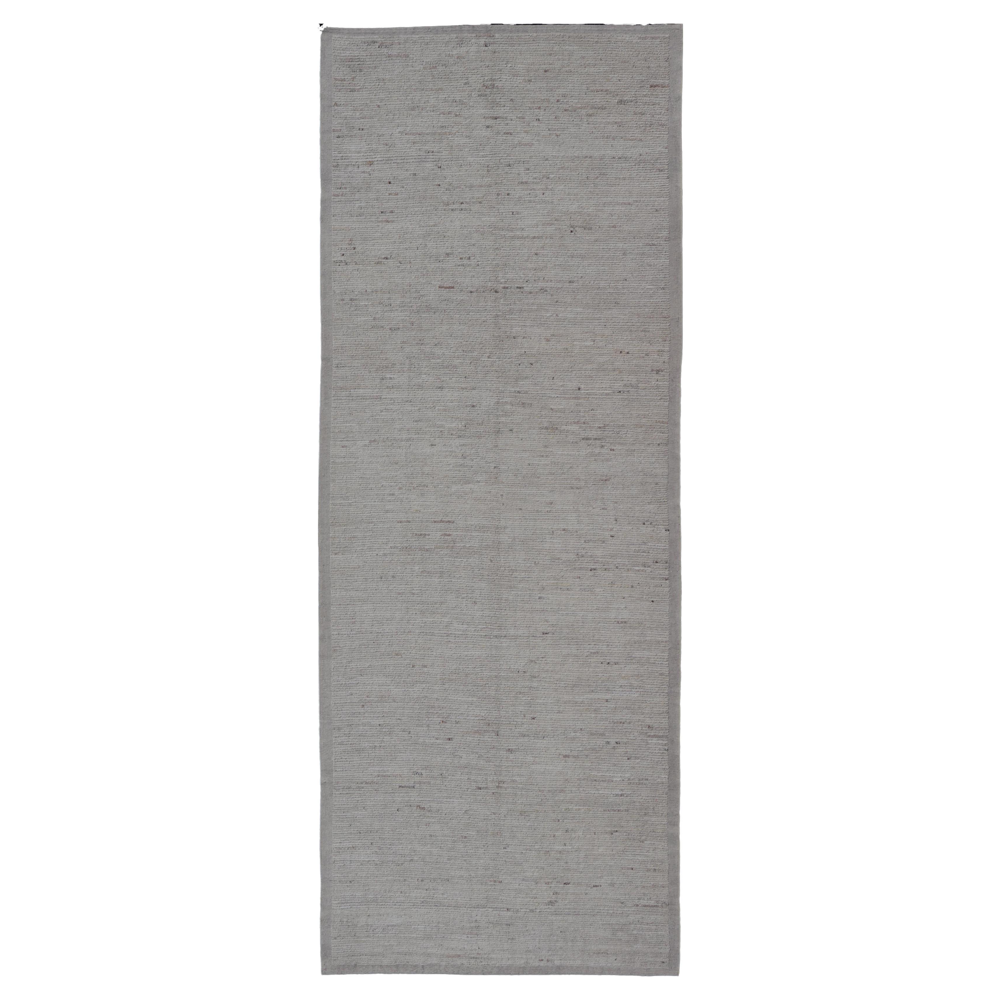 Modern Casual Gallery Runner in Neutral Tones with Cream & Ivory 7'0 x 18'4 For Sale