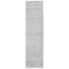 Modern Casual Piled Runner in Solid White Color and Minimalist Design