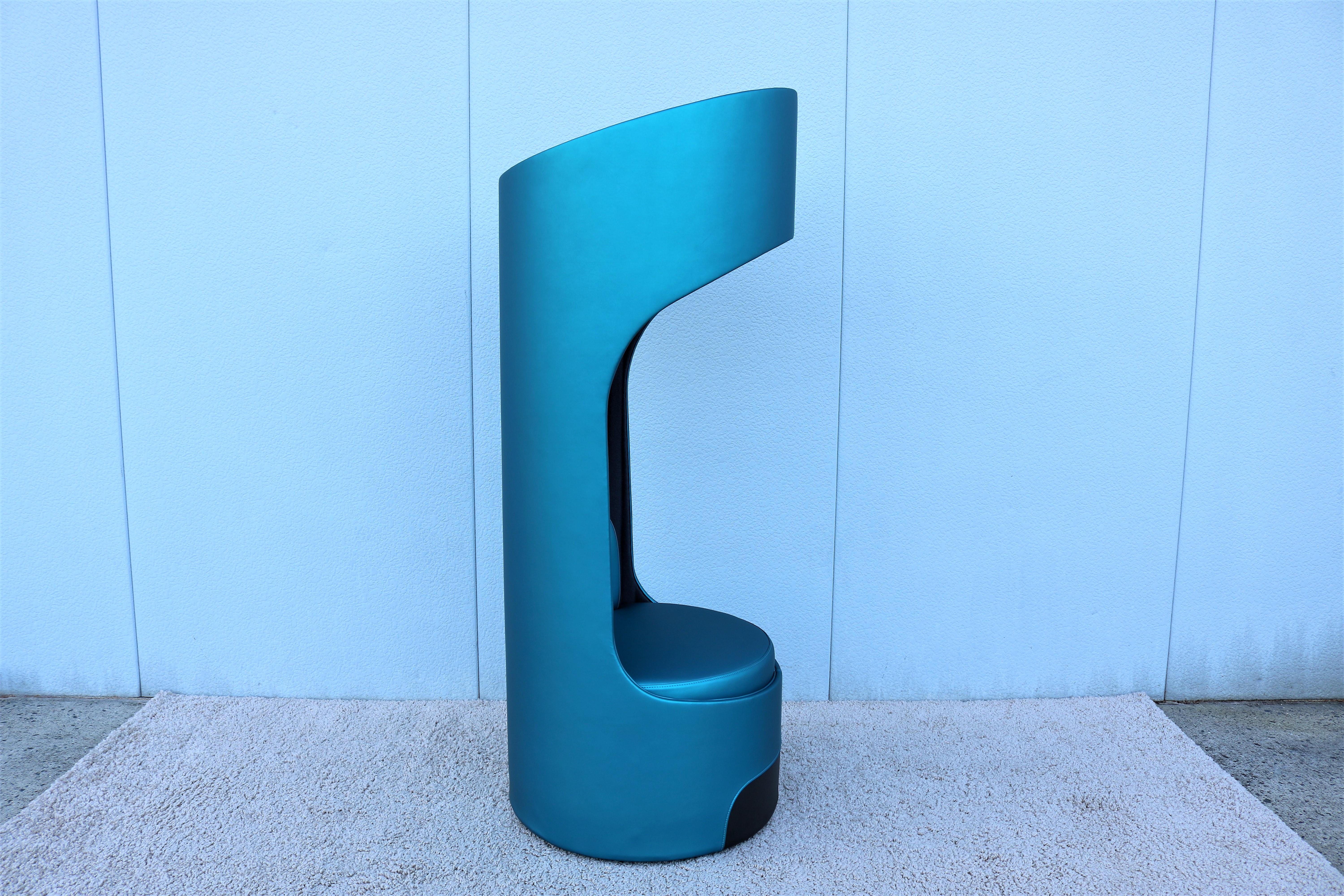 XXIe siècle et contemporain Chaise longue pivotante Cega moderne de Boss Design fabriquée au Royaume-Uni en vente