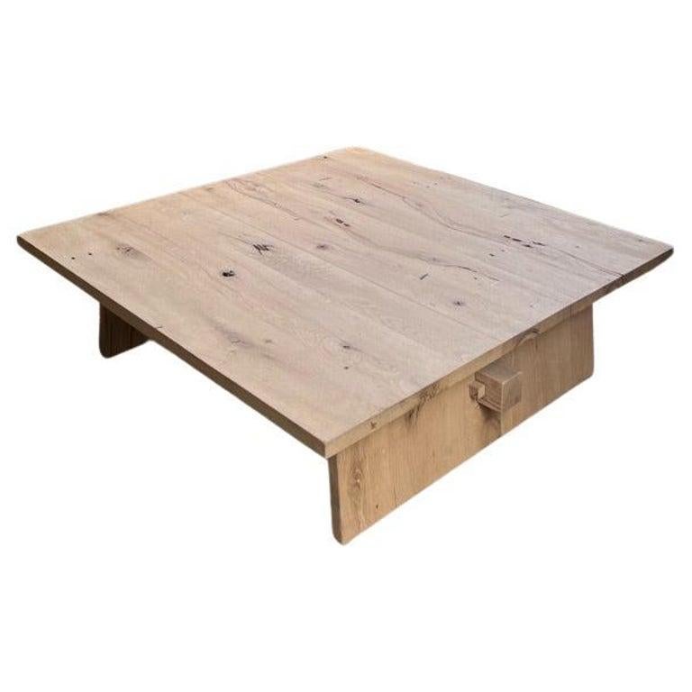 Modern Center Table in Solid White Oak (Moderne) im Angebot