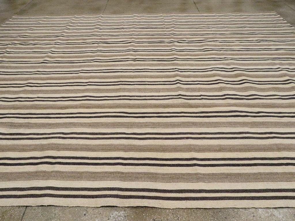 Contemporary Modern Century Handmade Turkish Flatweave Kilim Large Room Size Carpet For Sale