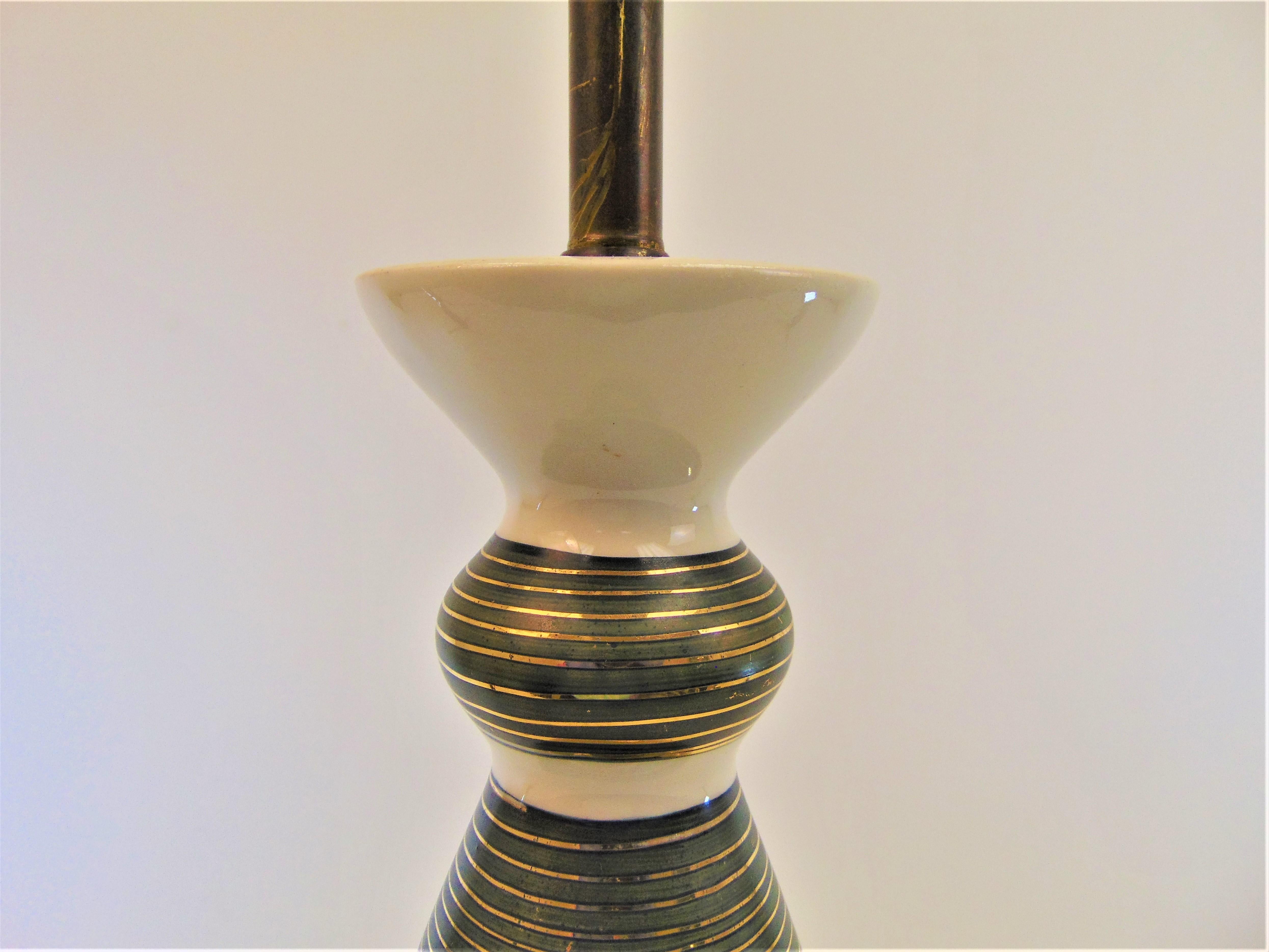 Modern Ceramic and Brass Hand Painted Table Lamp, circa 1960s For Sale 8