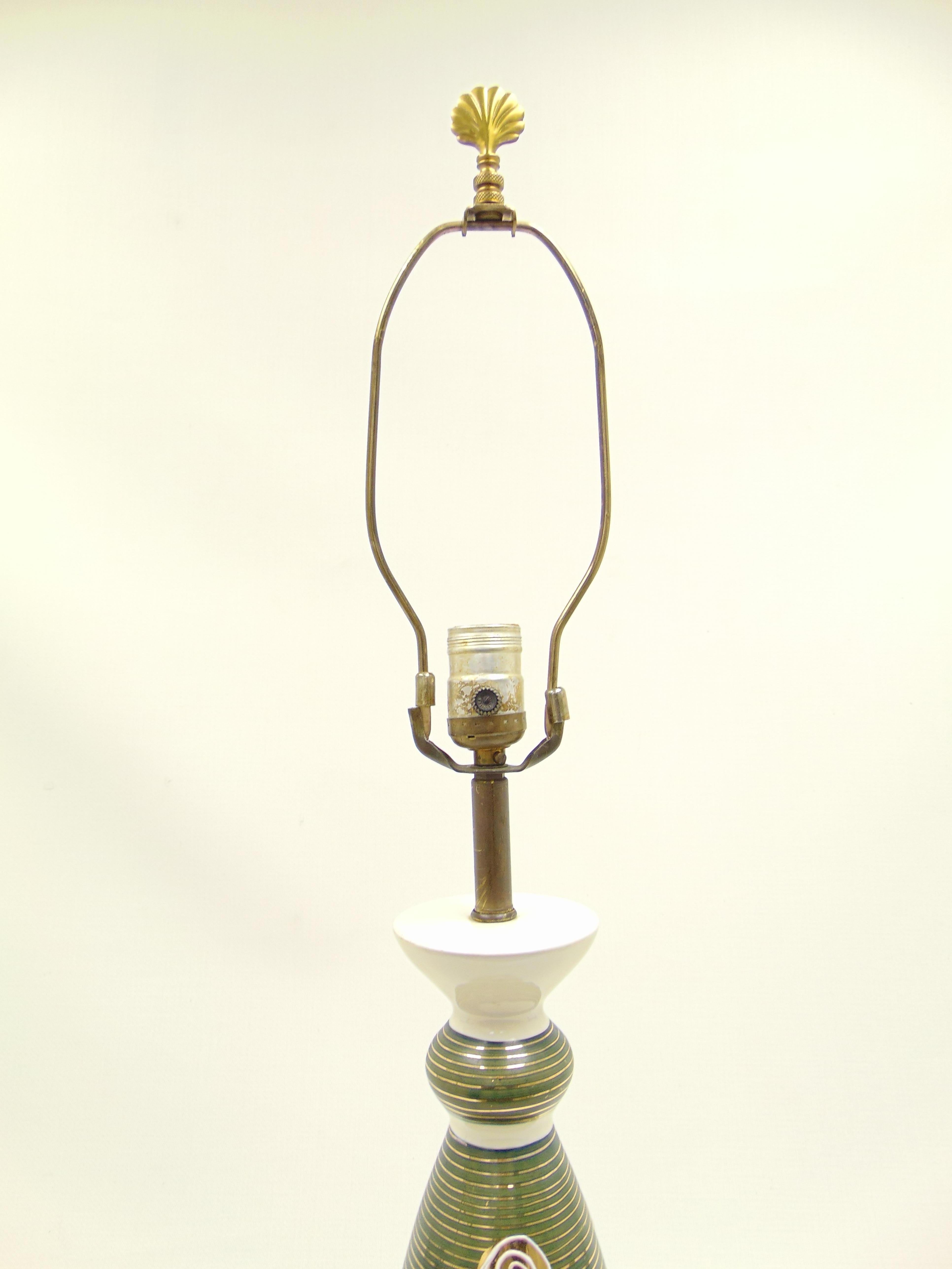 Modern Ceramic and Brass Hand Painted Table Lamp, circa 1960s For Sale 10