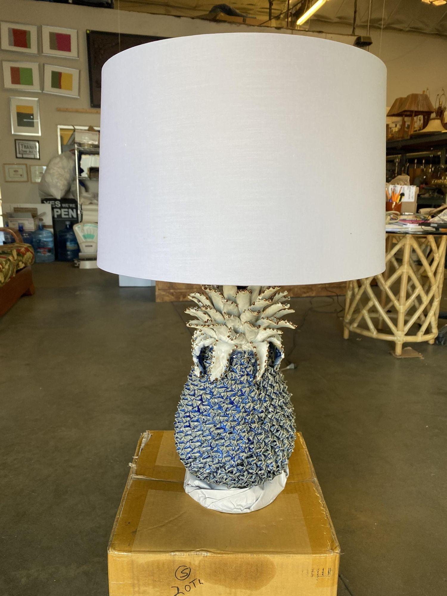 Modern Ceramic Pineapple Lamp With Large Shade W/ Shade For Sale 3