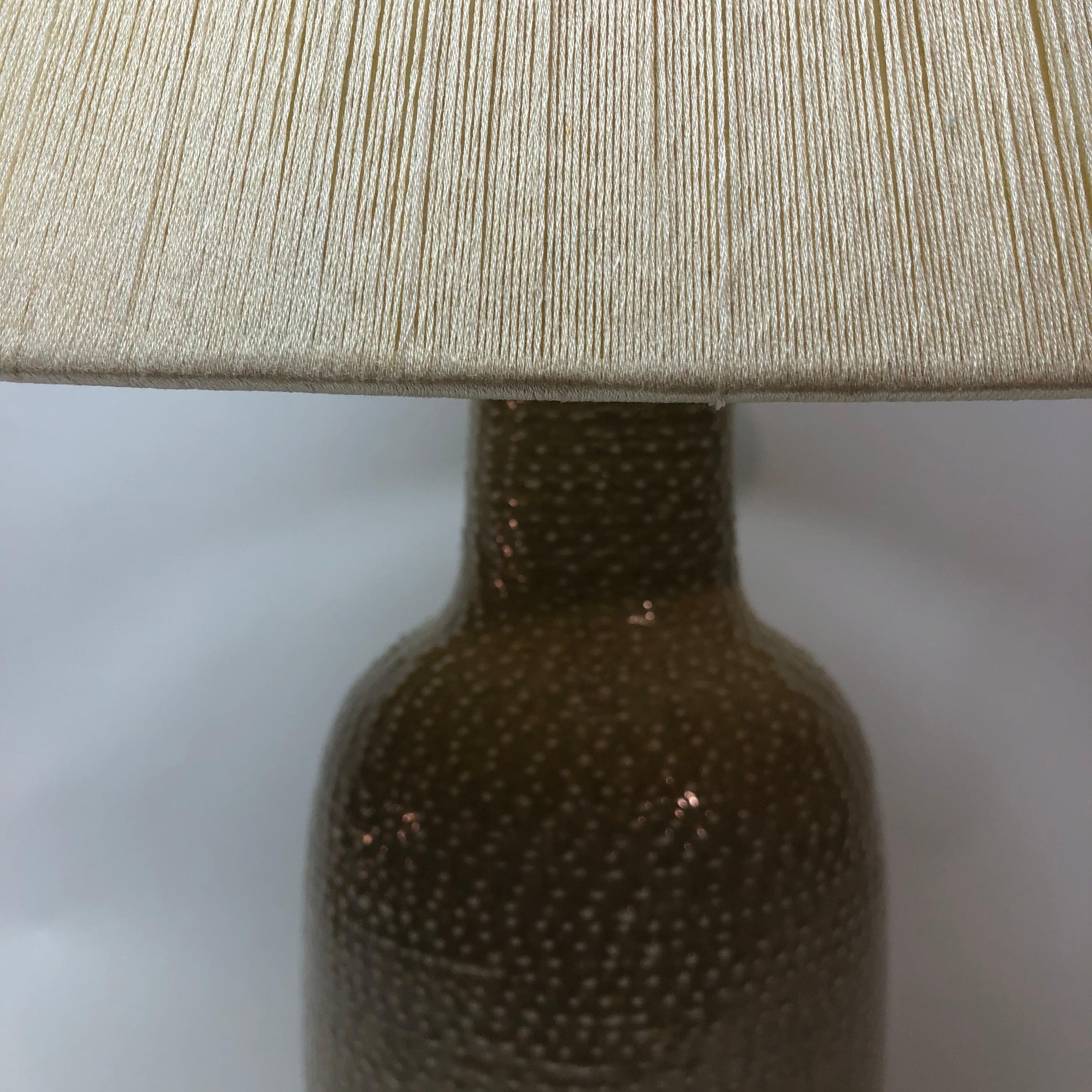 20ième siècle Lampe de table moderne en céramique en vente