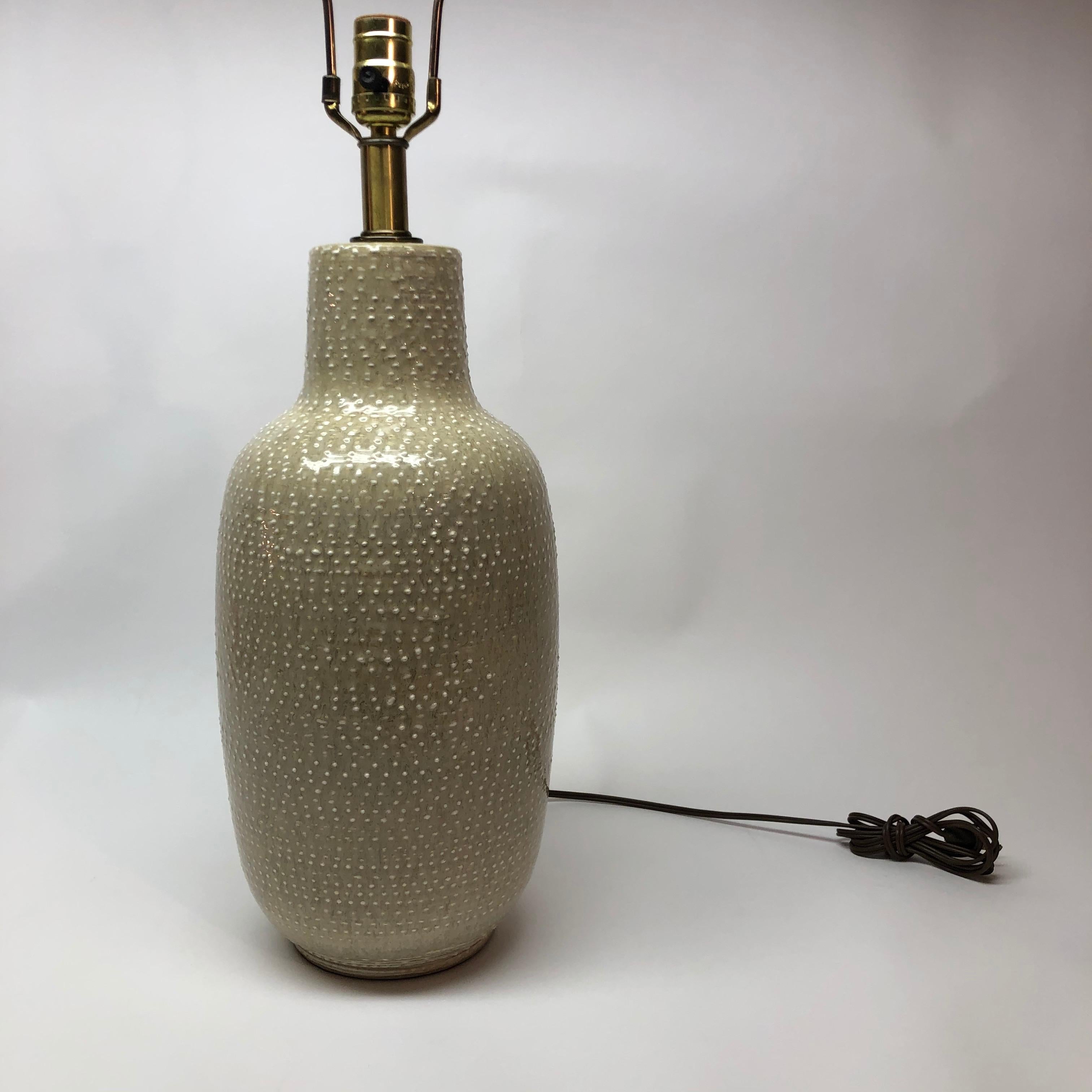 Modern Ceramic Table Lamp For Sale 3