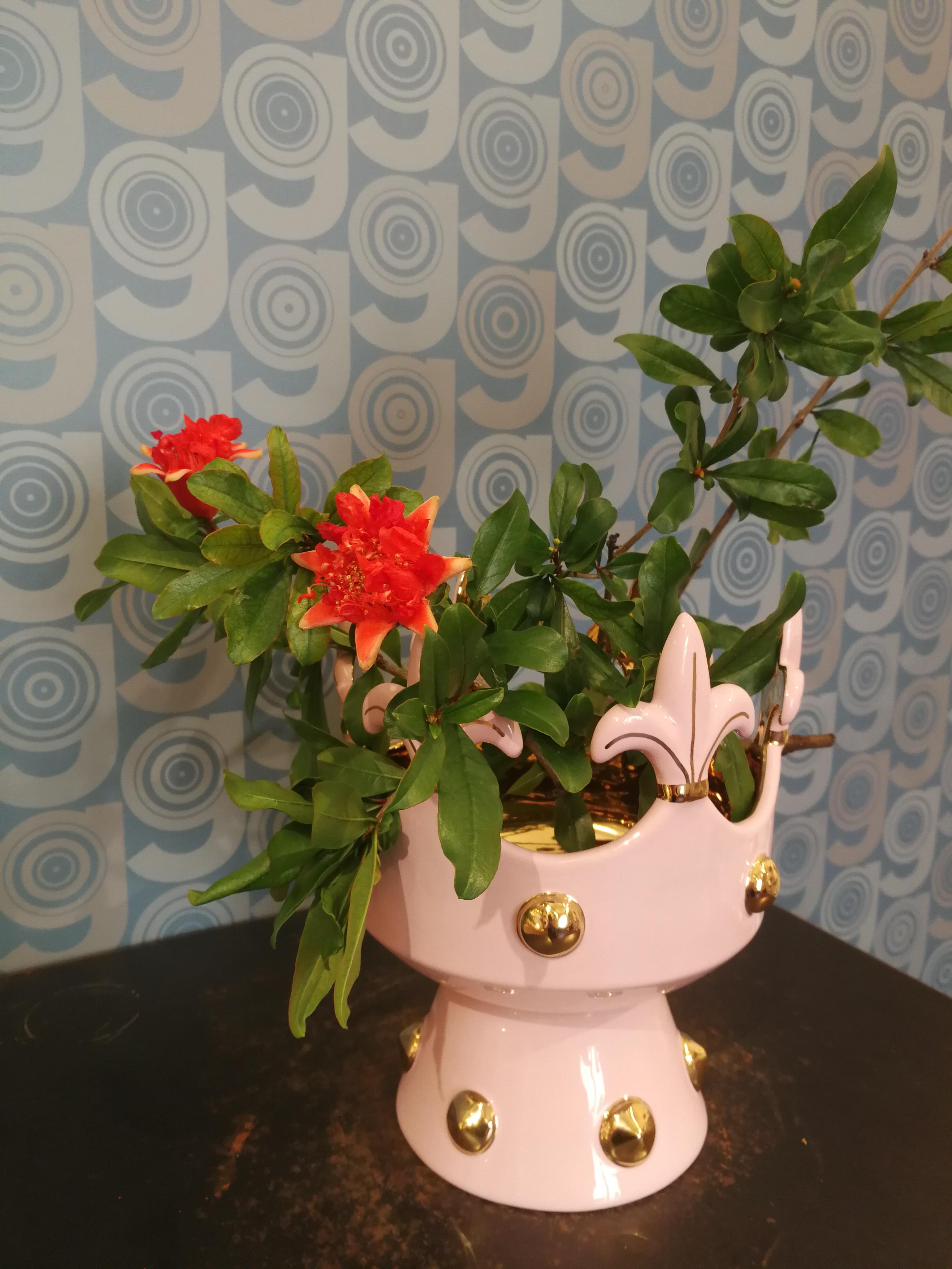 Modern Ceramica Gatti 1928 Crown Bowl Basket Handmade Ceramic Gold Pink Flowers For Sale 5