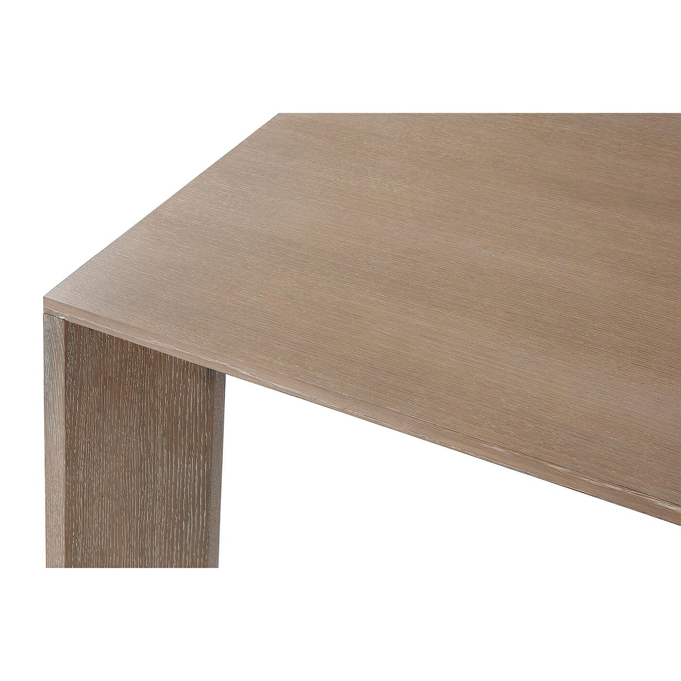 Mid-Century Modern Table de salle à manger moderne en chêne cérusé, 108 en vente