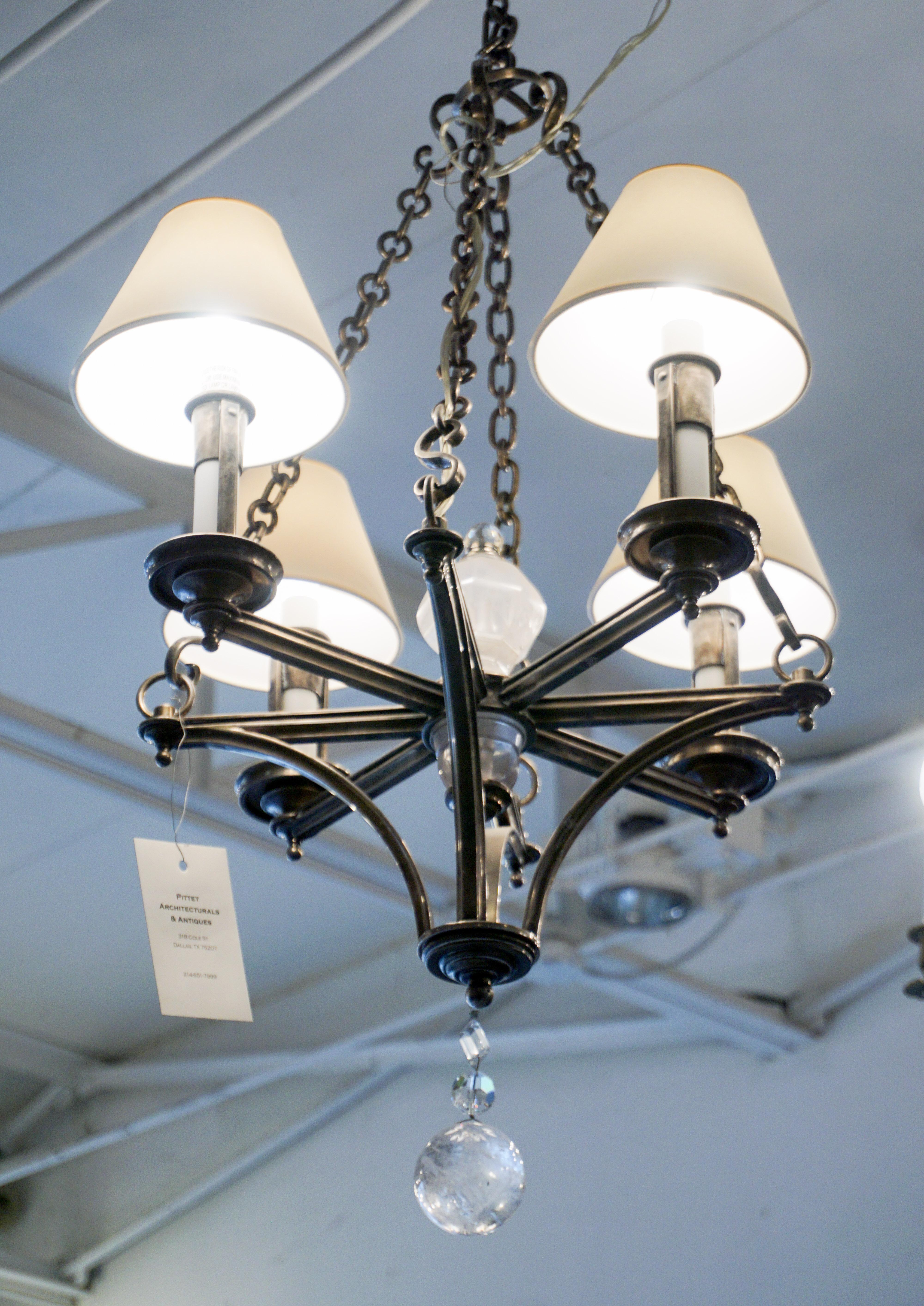 Modern Chandelier In Good Condition For Sale In Dallas, TX