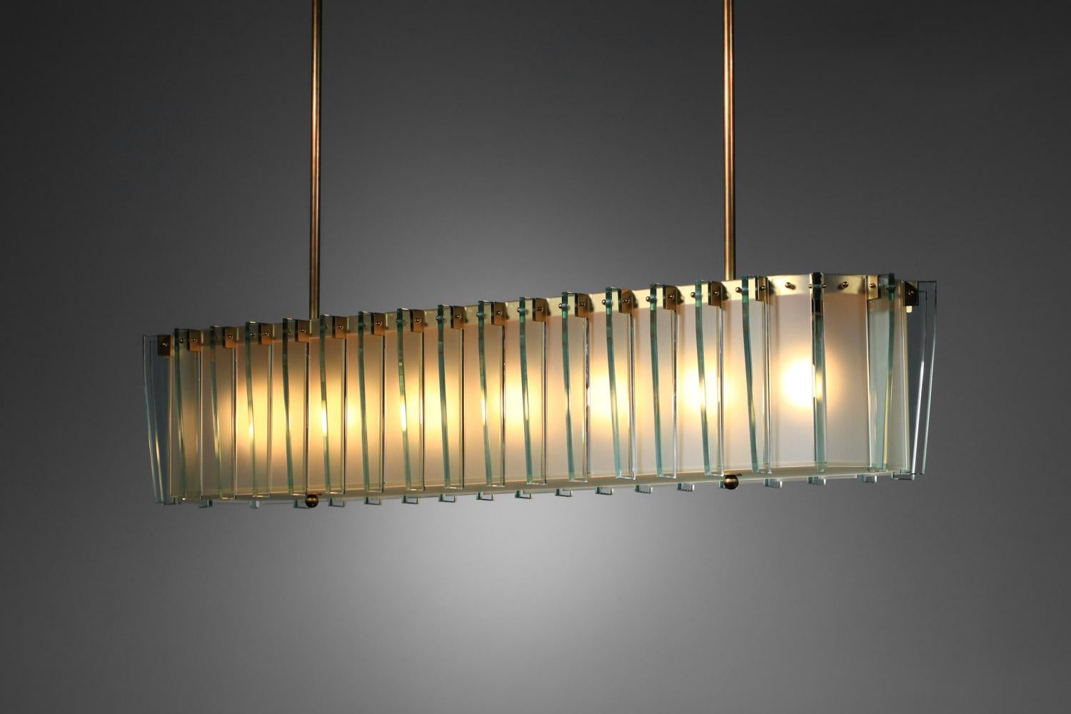 Moderner Kronleuchter im Stil von Fontana Arte Vintage By (Messing) im Angebot