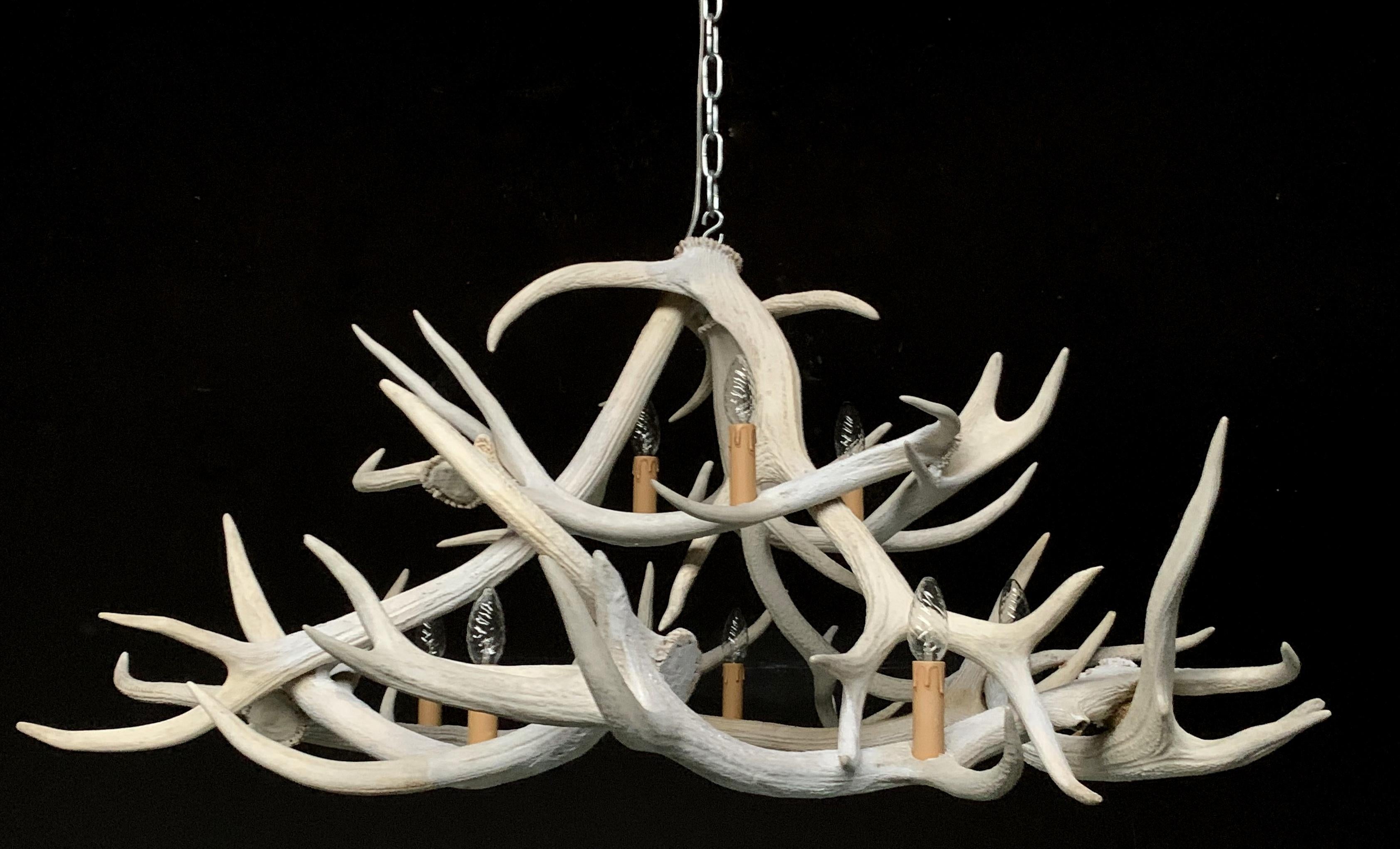 Modern Chandelier Made of Bleached Red Stag Antlers For Sale 1