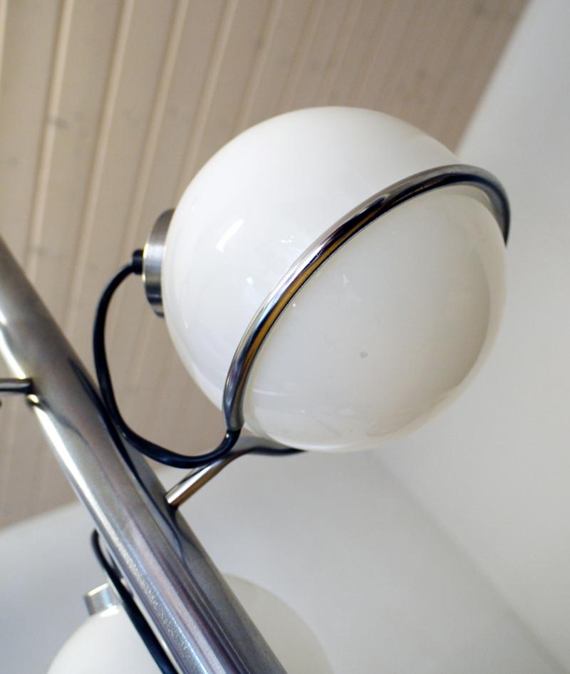 Modern Chandelier Opaline Glass Globes and Chrome in the Manner of Gino Sarfatti In Good Condition In Niederdorfelden, Hessen