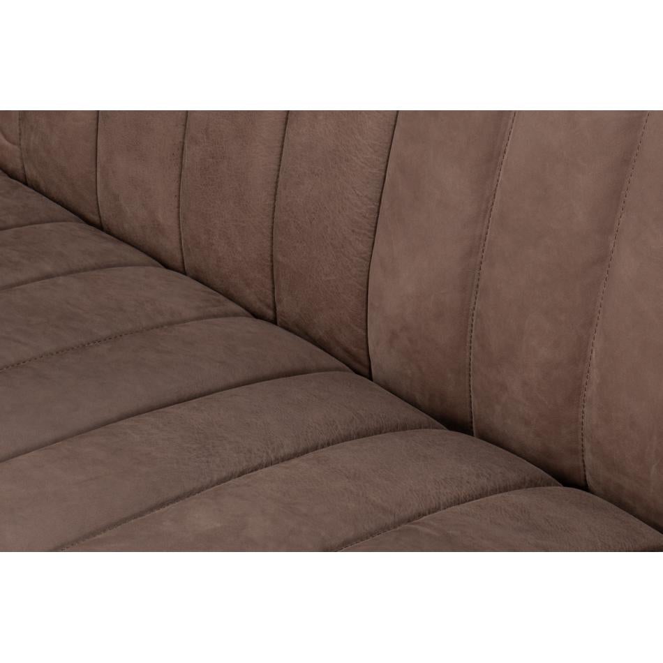 The Moderns To Channel Tufted Leather Sofa (Canapé en cuir) en vente 1