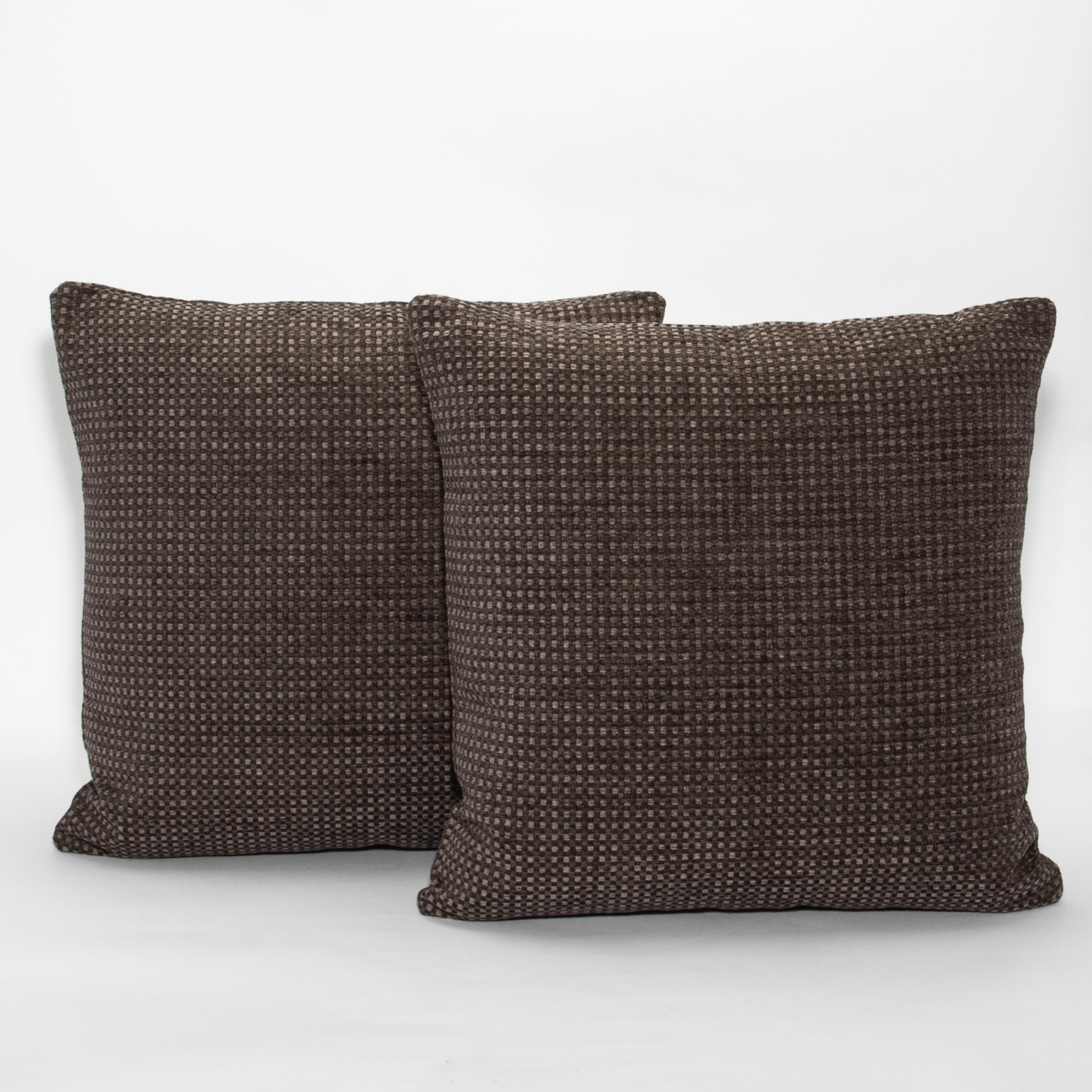 Fait main Coussin décoratif moderne à carreaux anthracite de MOGUL en vente
