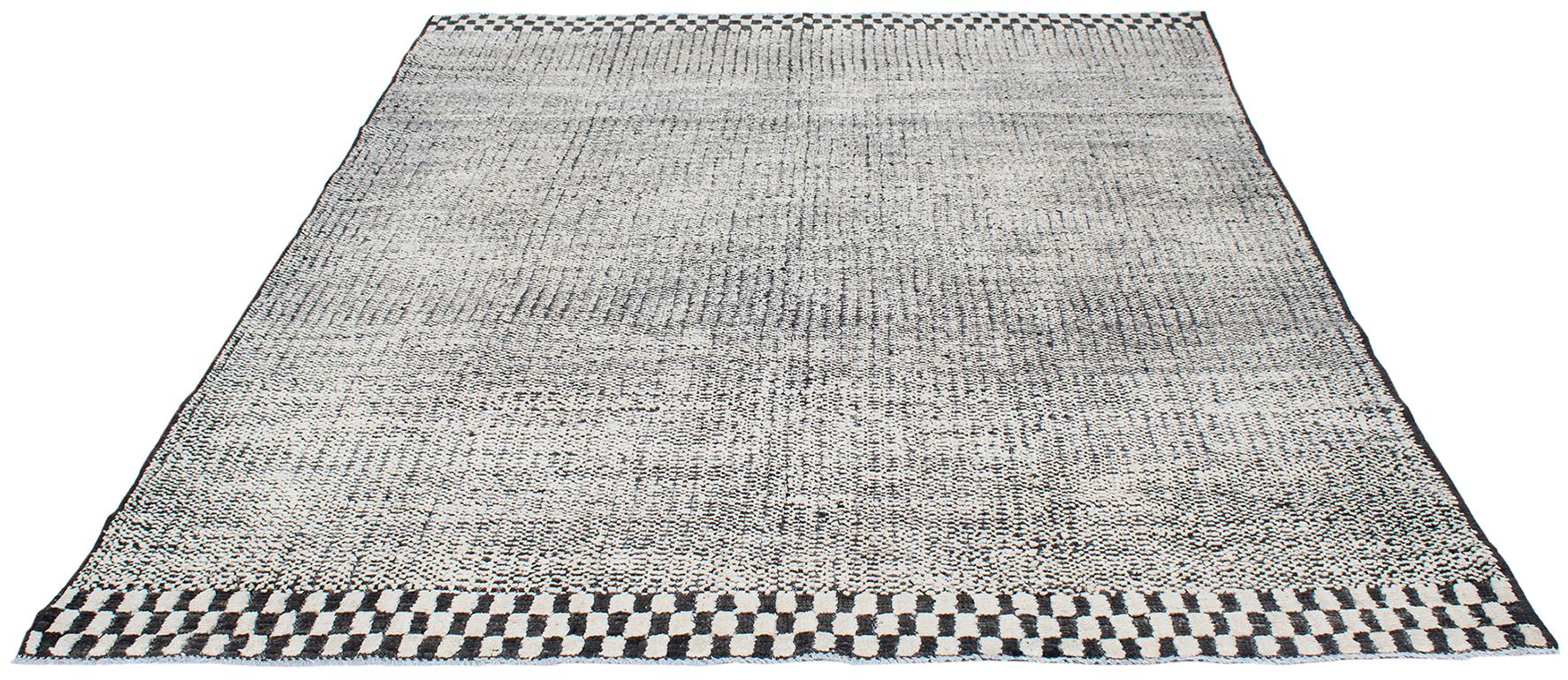 Moderner moderner karierter und geometrischer Schwarz-Weiß-Teppich aus Wolle und Baumwolle (Handgeknüpft) im Angebot