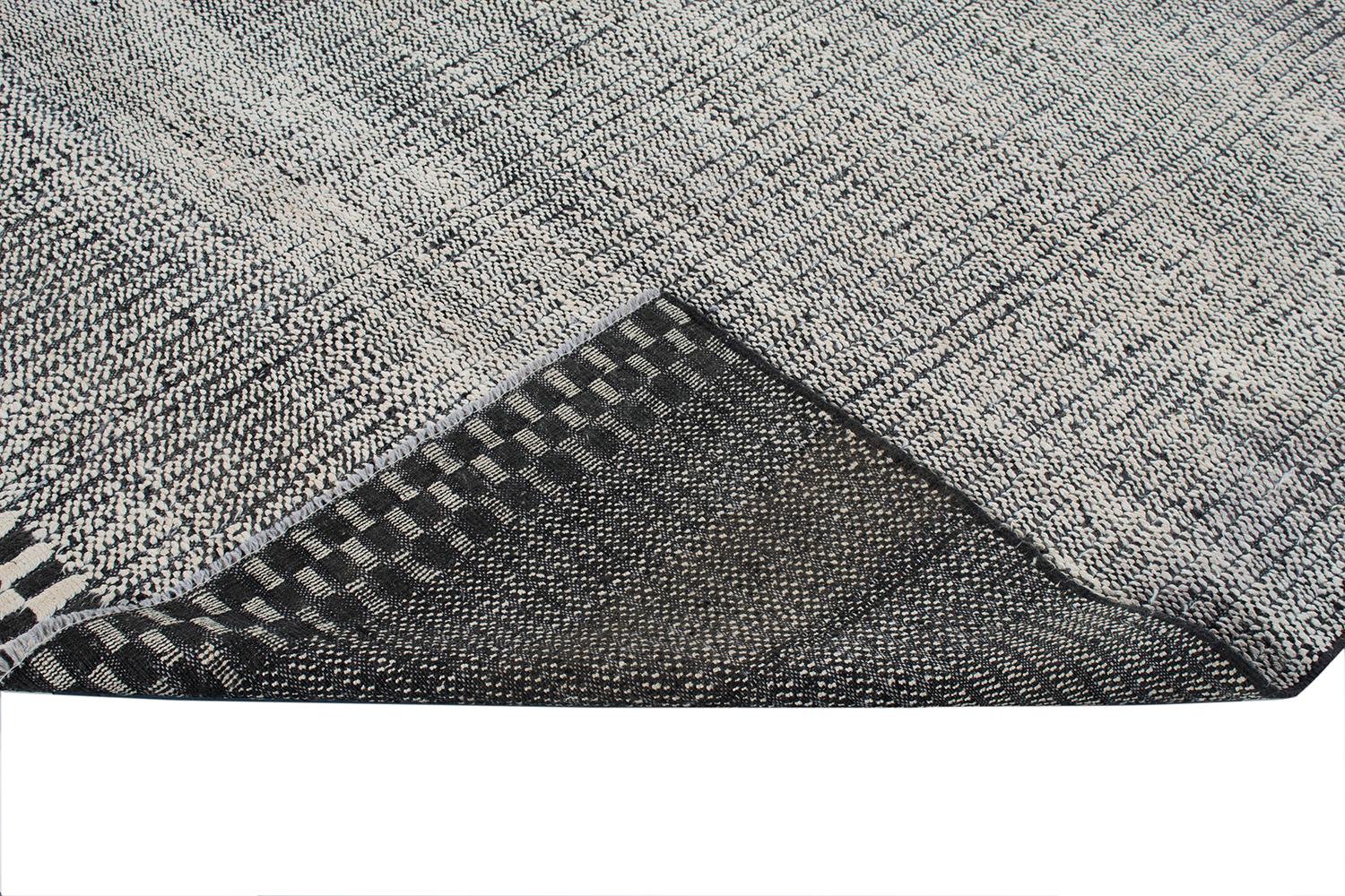 Modern Checkered and Geometric Black and White Wool and Cotton Rug In New Condition For Sale In New York, NY