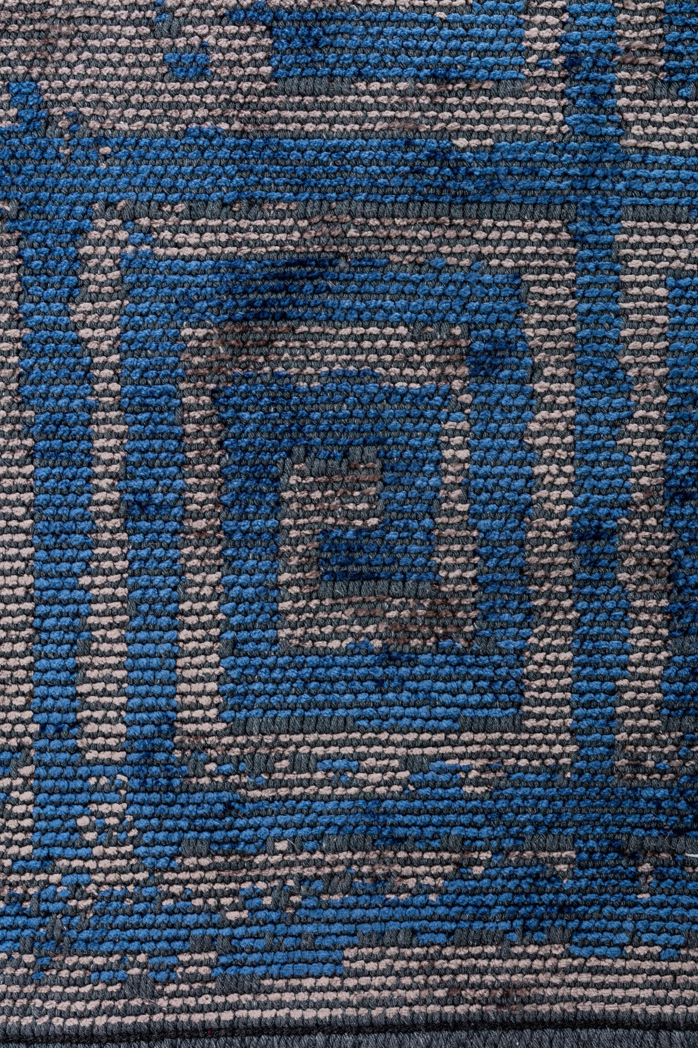 Im Angebot: Moderner karierter Luxus-Teppichboden,  (Blau) 5