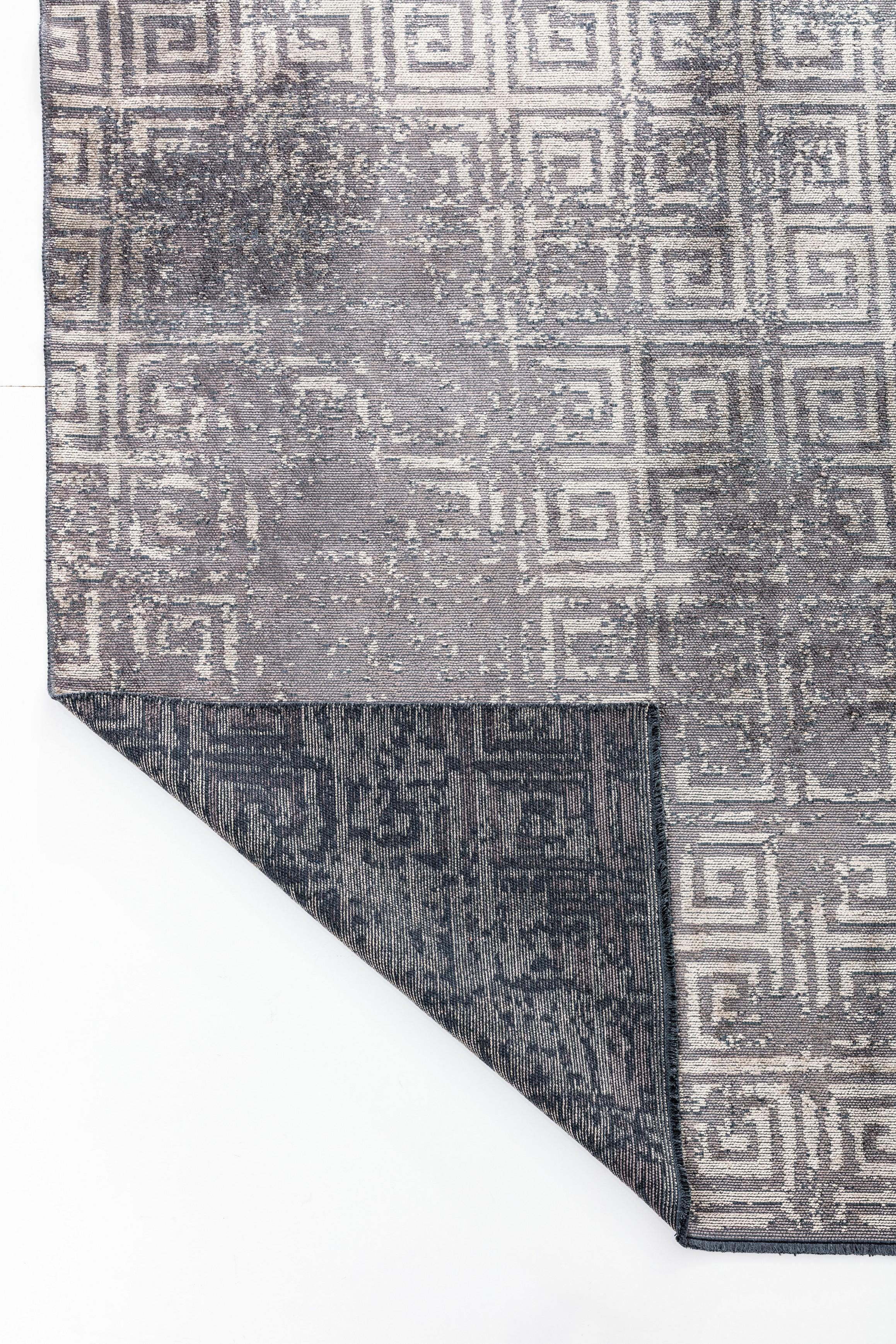 Im Angebot: Moderner karierter Luxus-Teppichboden,  (Grau) 3