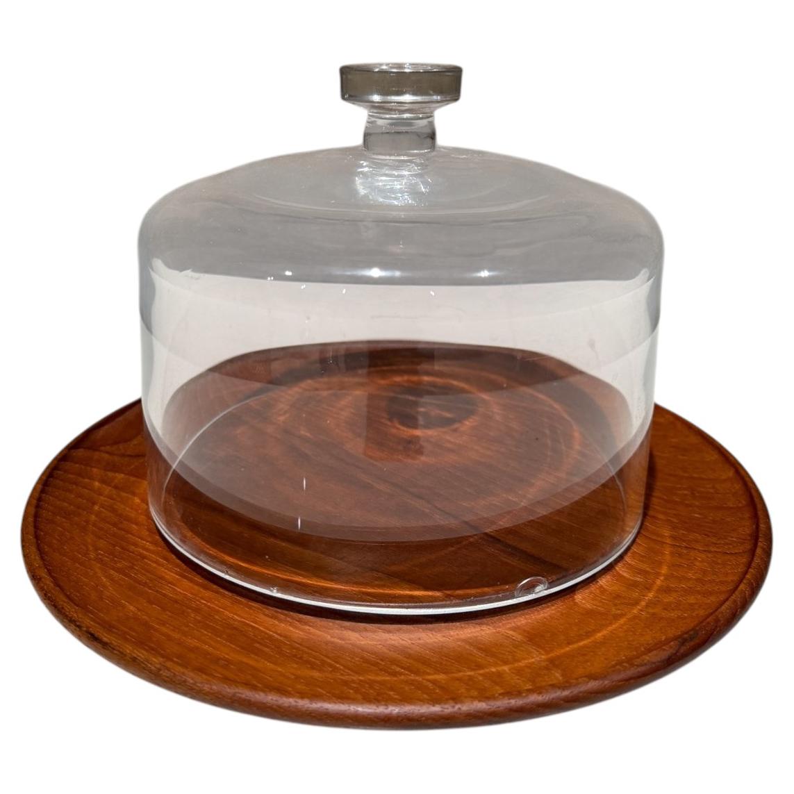 Serveur à fromage moderne Cloche Base en teck Dôme en verre transparent Moderne du milieu du siècle dernier en vente