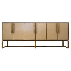Buffet moderno Chelsea de 6 puertas en piel y metal forjado by Ercole Home