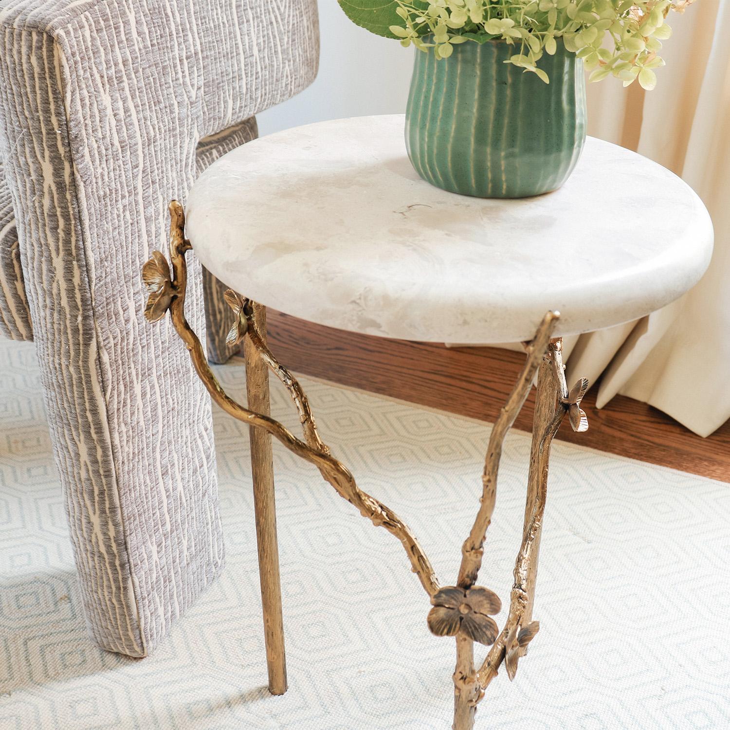 Américain Table d'appoint Modernity Cherry Blossom en or brillant en vente
