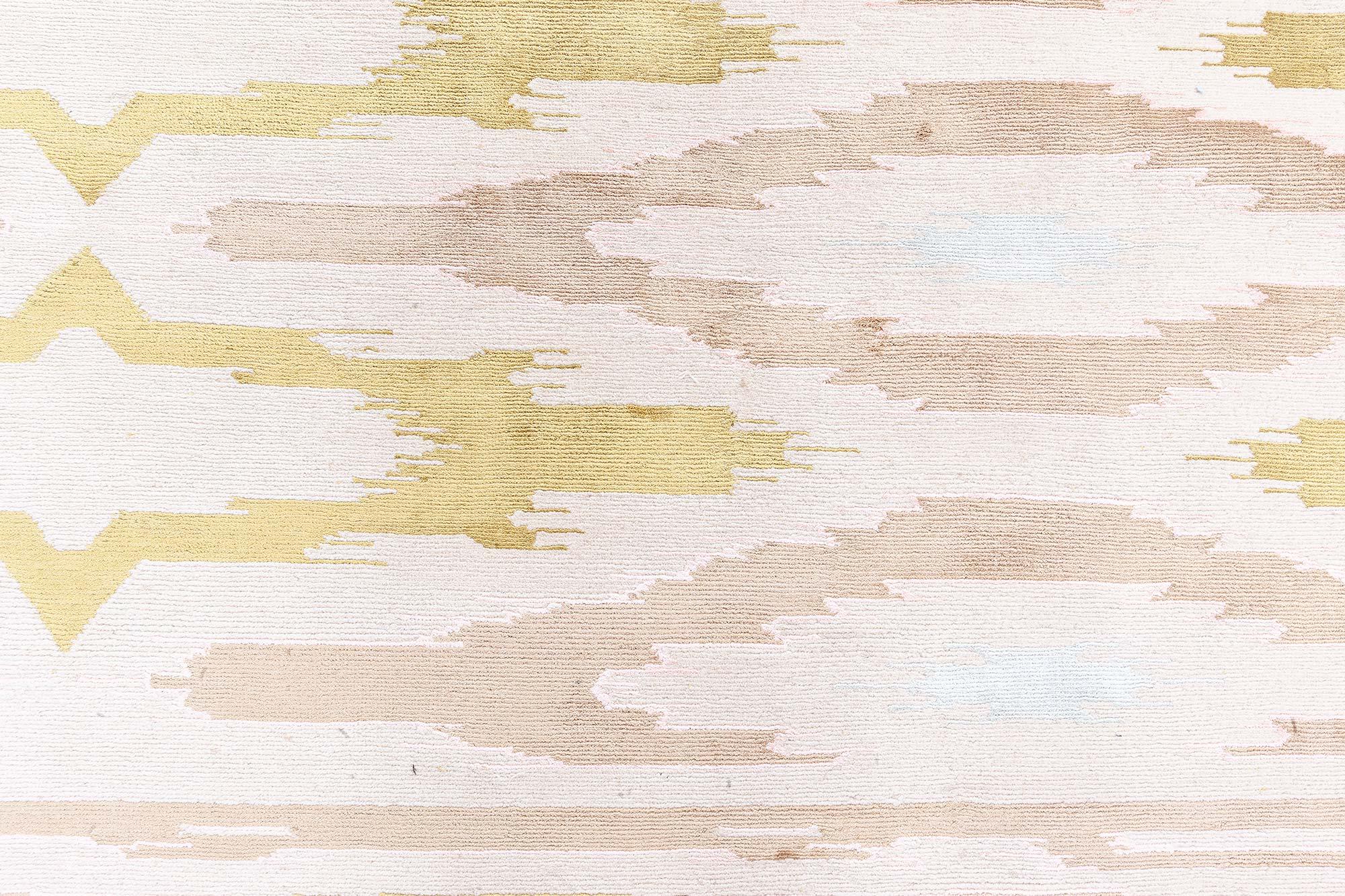 Moderno Runner in seta annodato a mano dal design moderno Chevron di Doris Leslie Blau in vendita