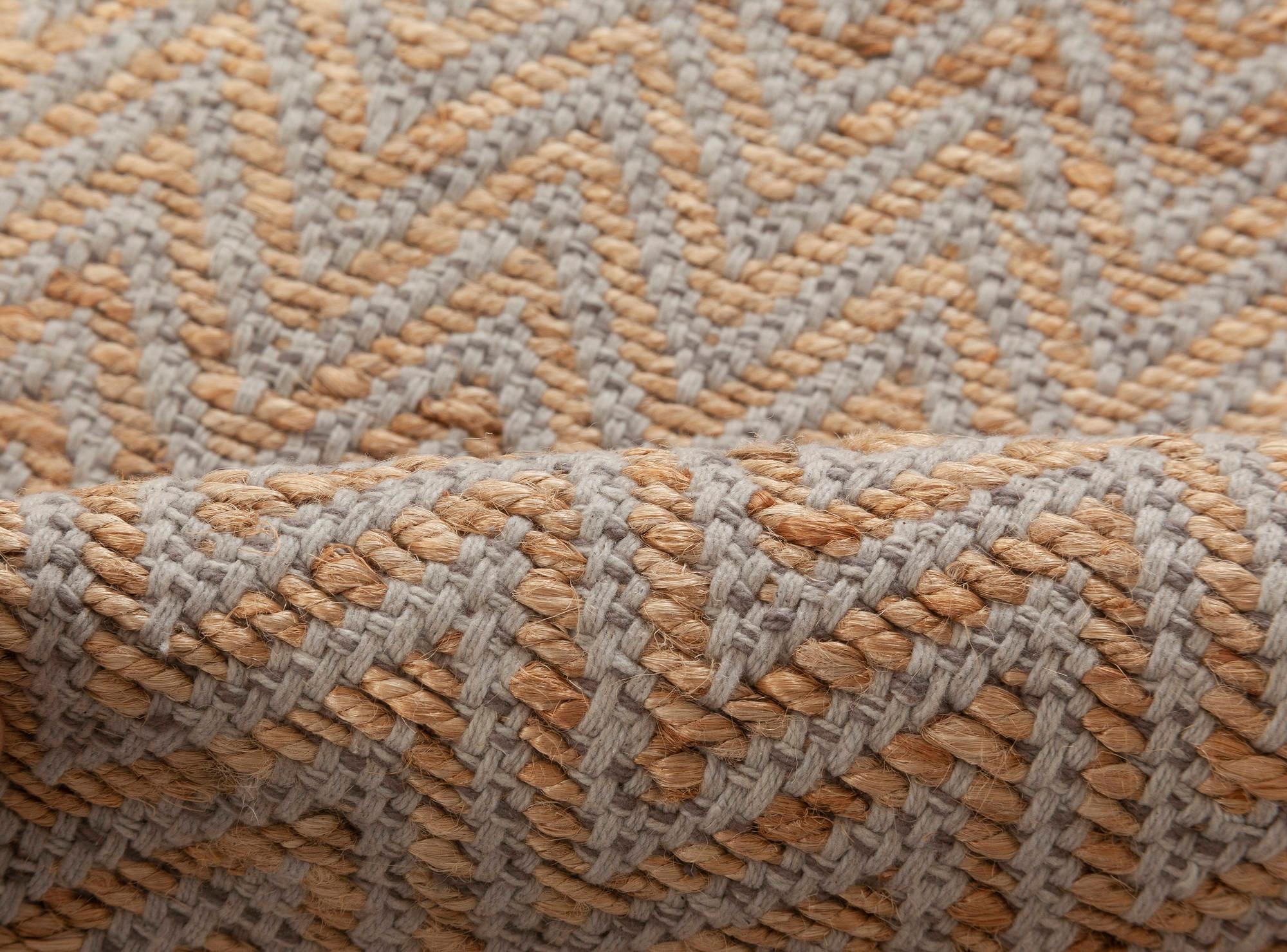 Tapis moderne en laine rayée marron, or et gris, tissé à plat, par Doris Leslie Blau
Taille : 10'0
