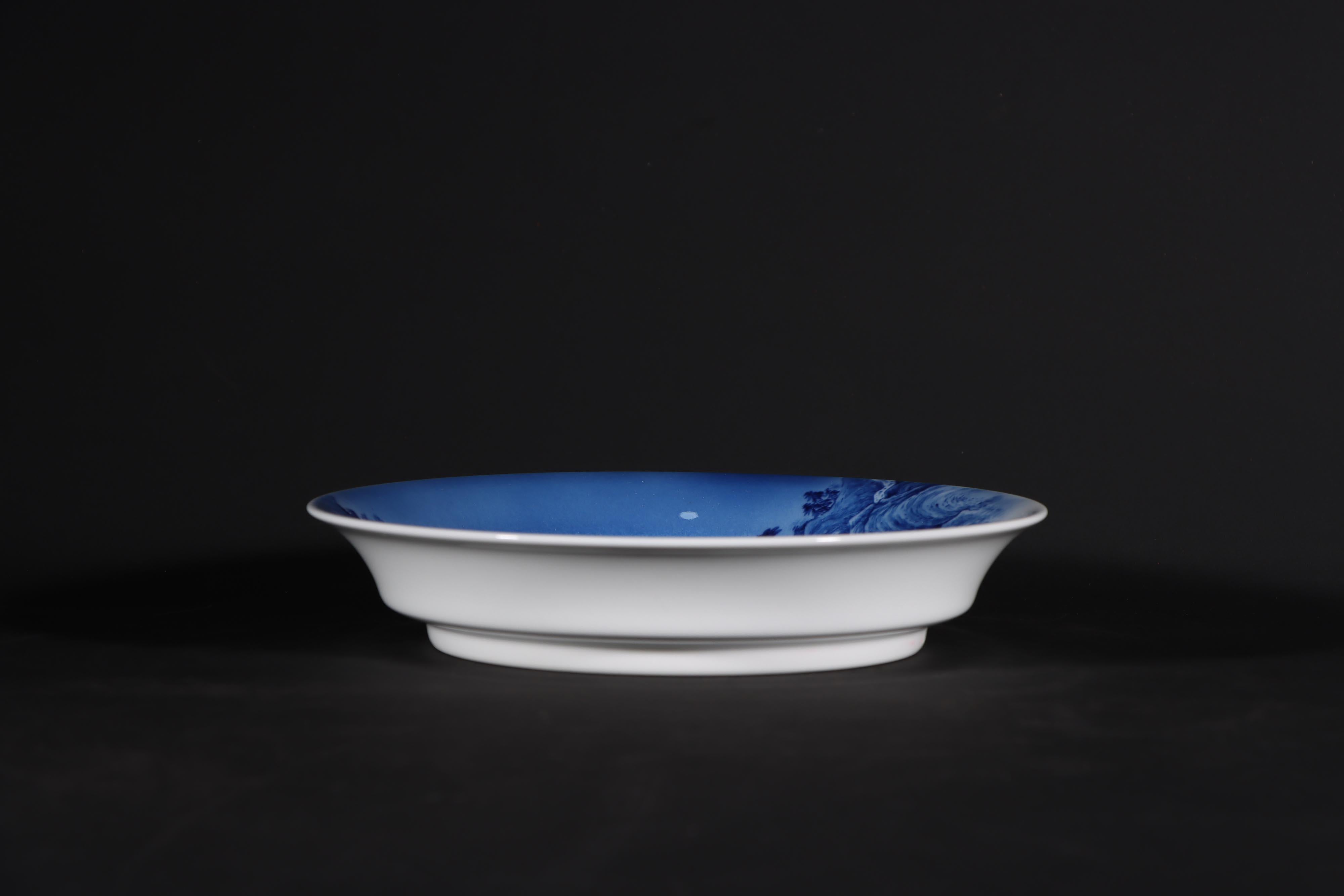 China Jingdezhen Handpainting Blue White Porcelain Landscape Plate For Sale 6