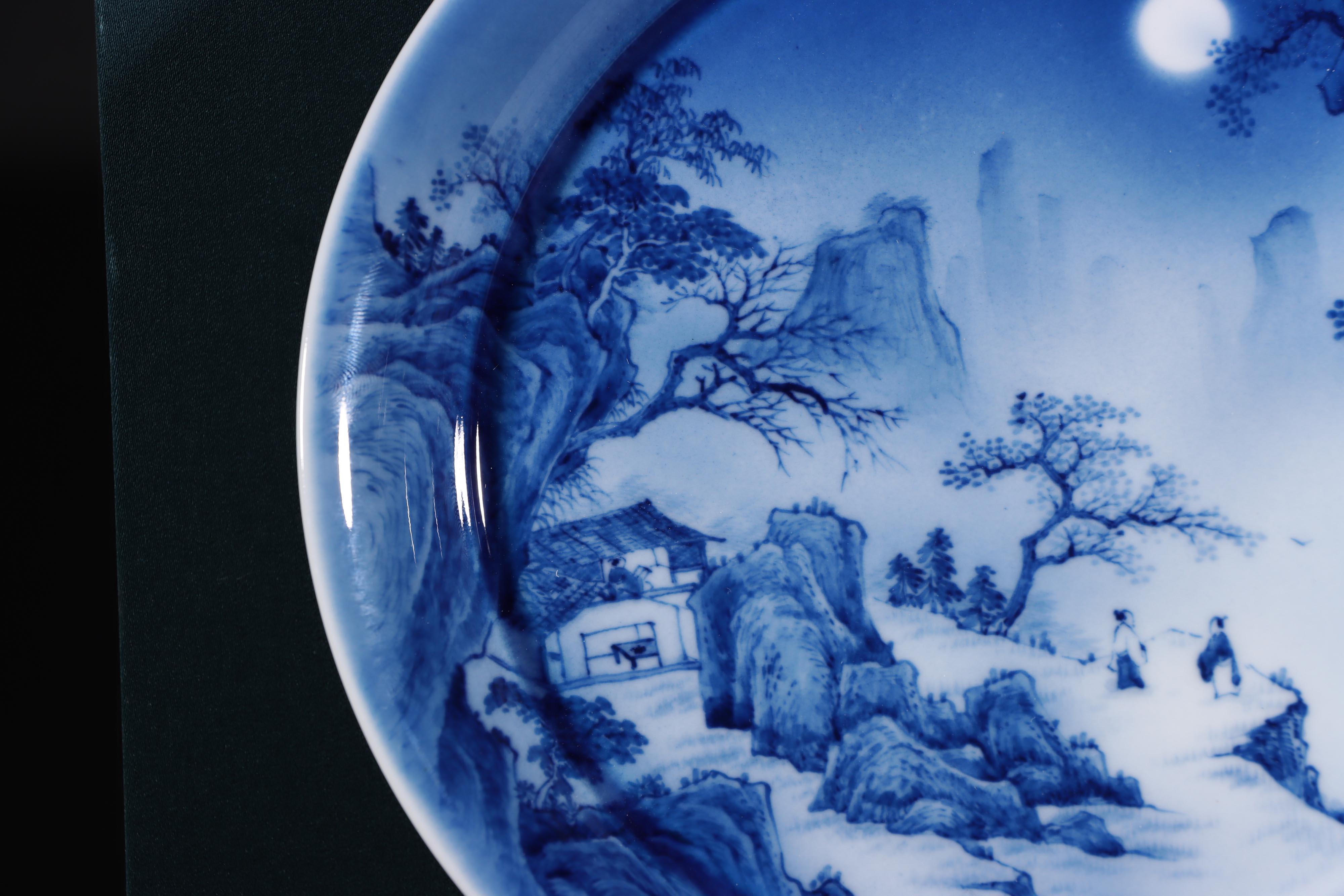 Contemporary China Jingdezhen Handpainting Blue White Porcelain Landscape Plate For Sale