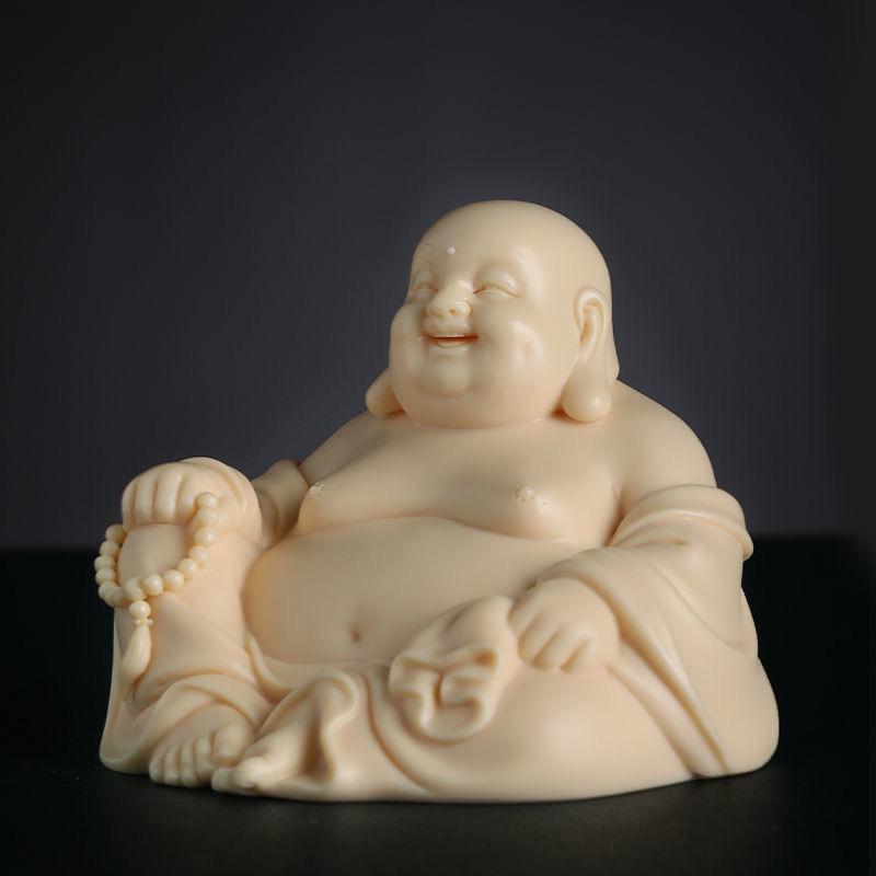 Modern Chinese Porcelain Sitting Maitreya Buddha – Symbol of Joy, Abundance & Future Blessings

Bring joy and positive energy into your space with this Modern Chinese Porcelain Maitreya Buddha, depicted in a classic seated pose with a joyful