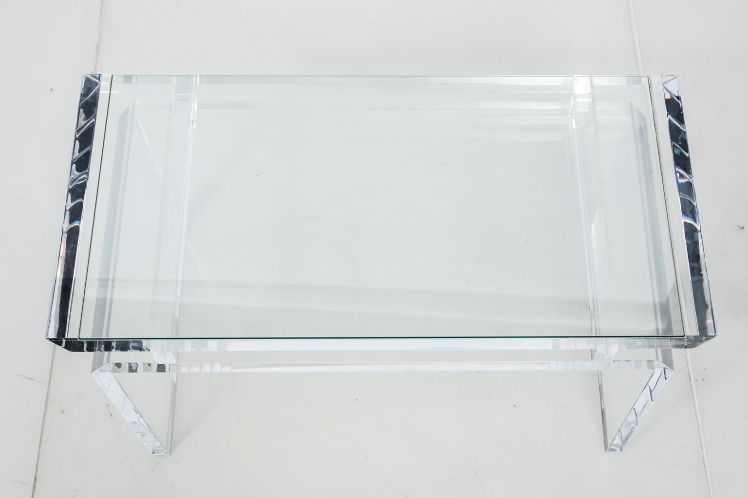 Modern Chinoise Lucite Cocktail Table, circa 1970s For Sale 1