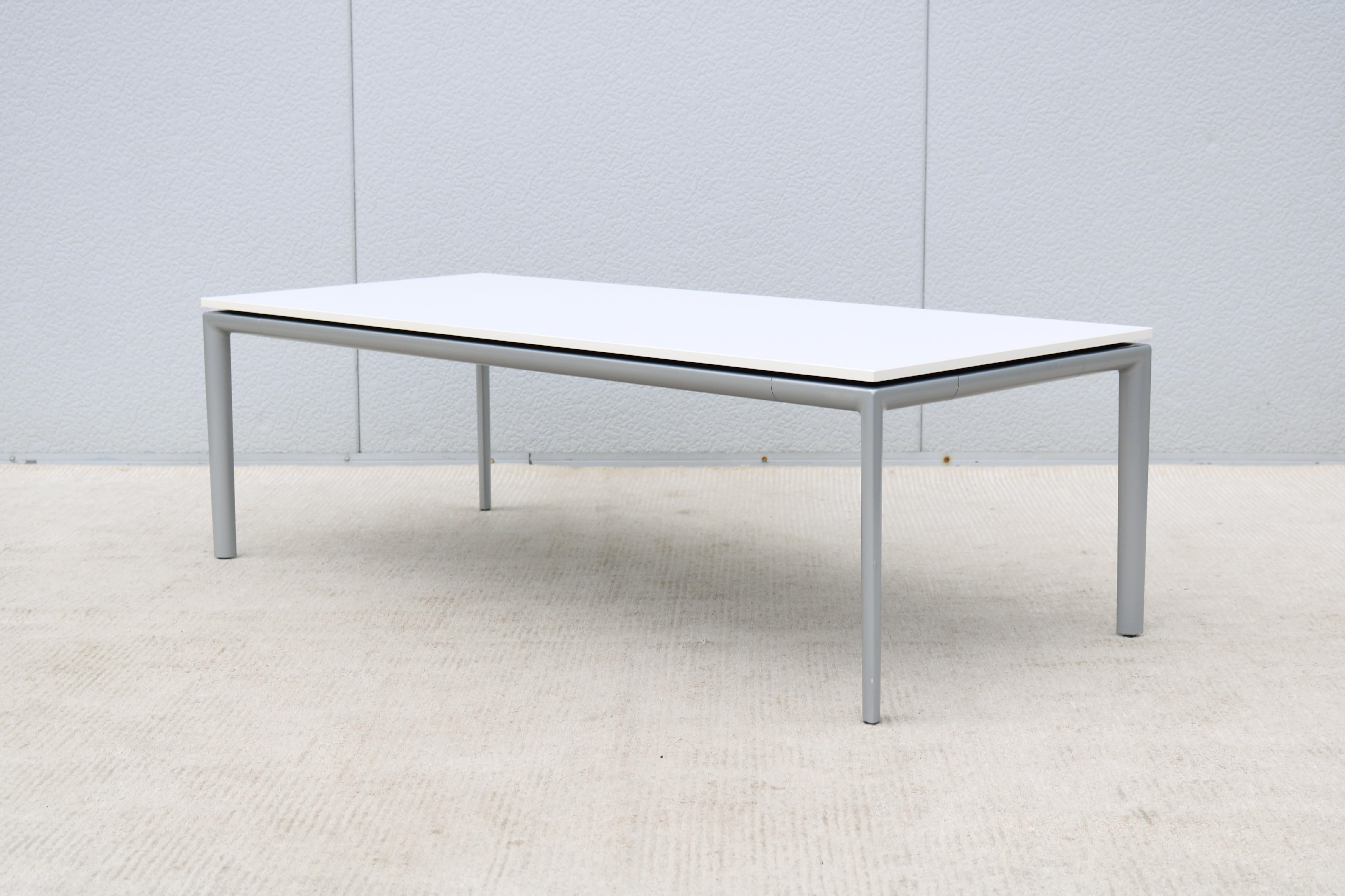 Mesa de centro moderna Chris Adamick for Allsteel Parallel Rectangular White Top en venta 6