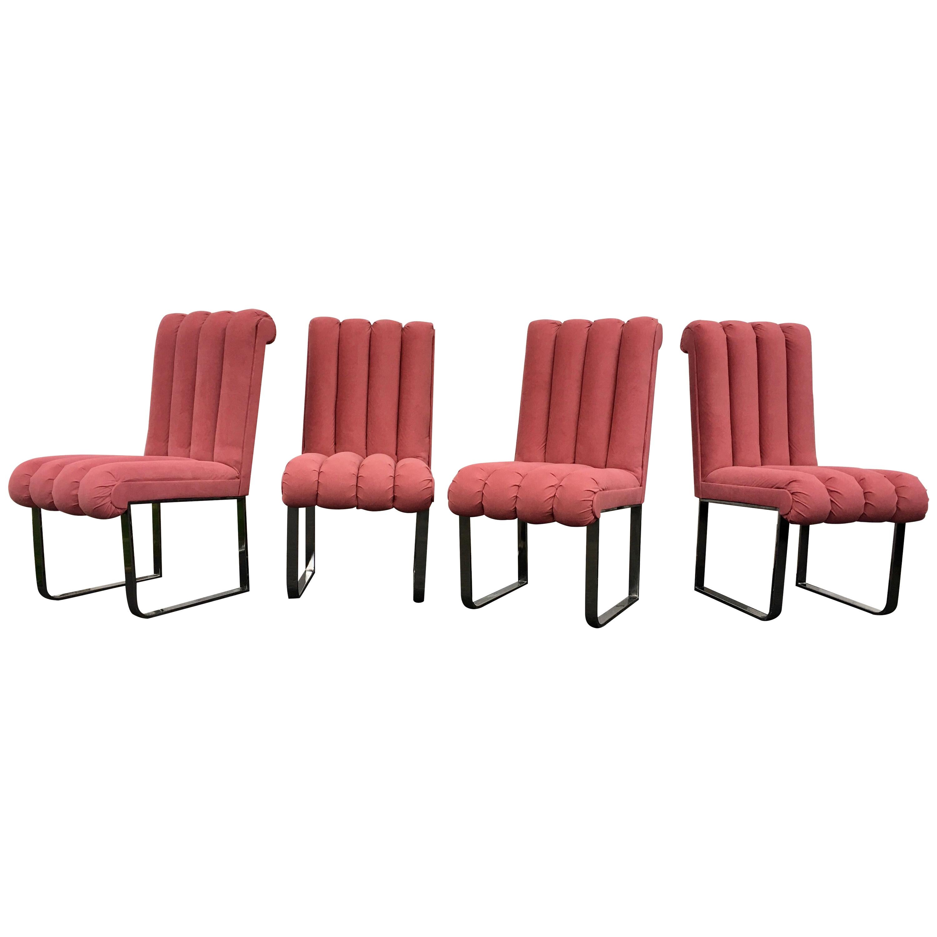 DIA, chaises de salle à manger à dossier cannelé rose et chromé, Design Institute America 1980