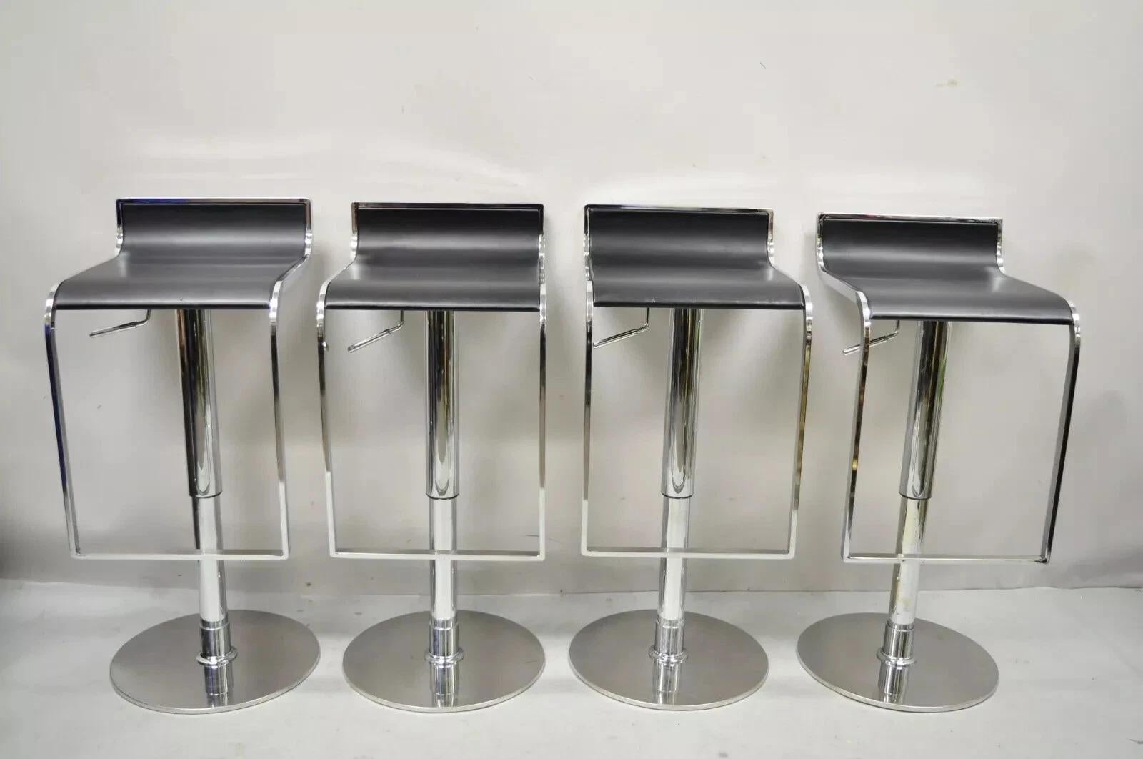 The Moderns Chrome and Steel Black Leather Adjustable Swivel Bar Stools - Set of 4 en vente 5