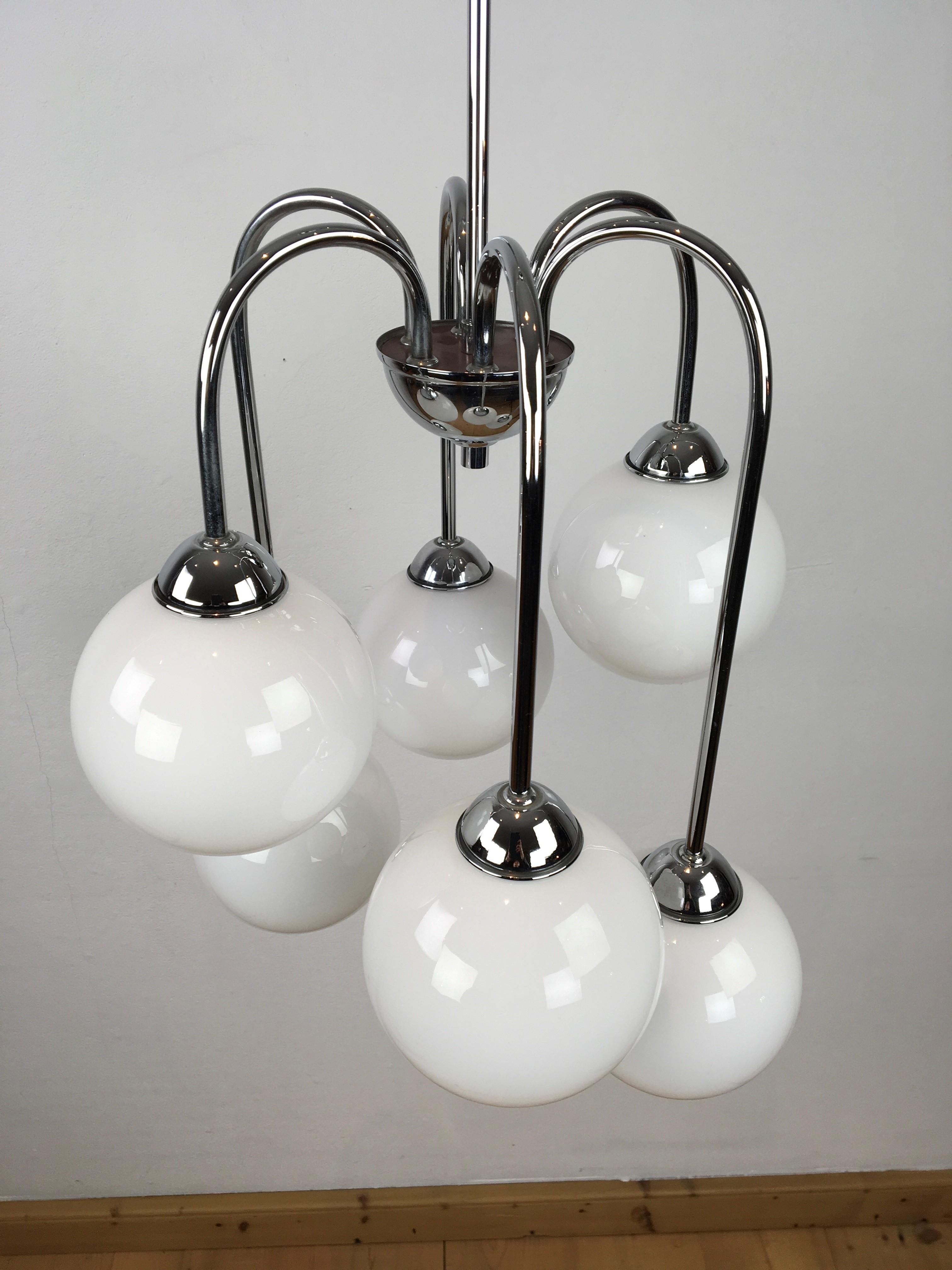 20th Century Modern Chrome Chandelier with 6 Glass Globes