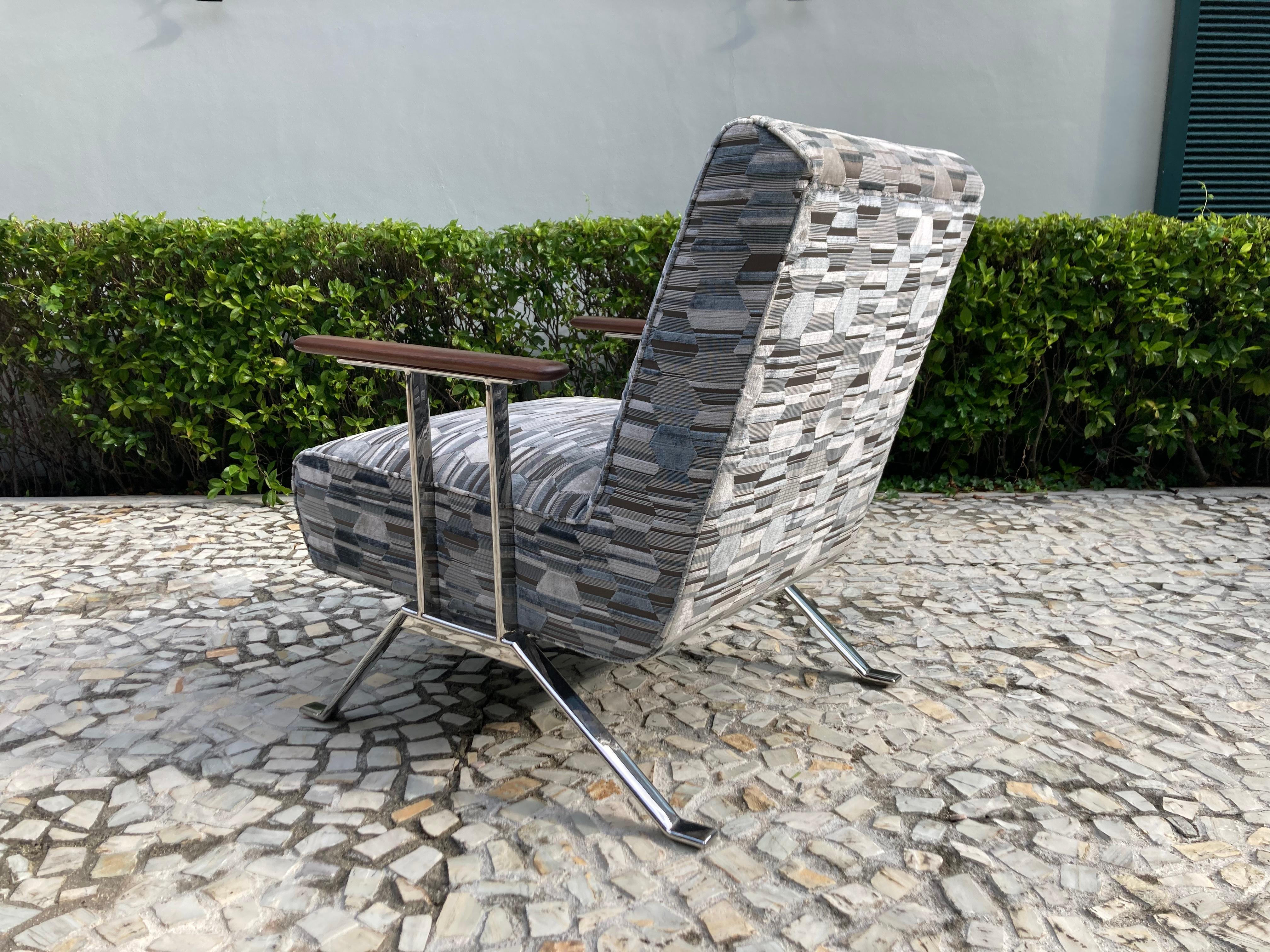 Contemporary Modern Chrome Lounge Chair with Walnut Arms For Sale