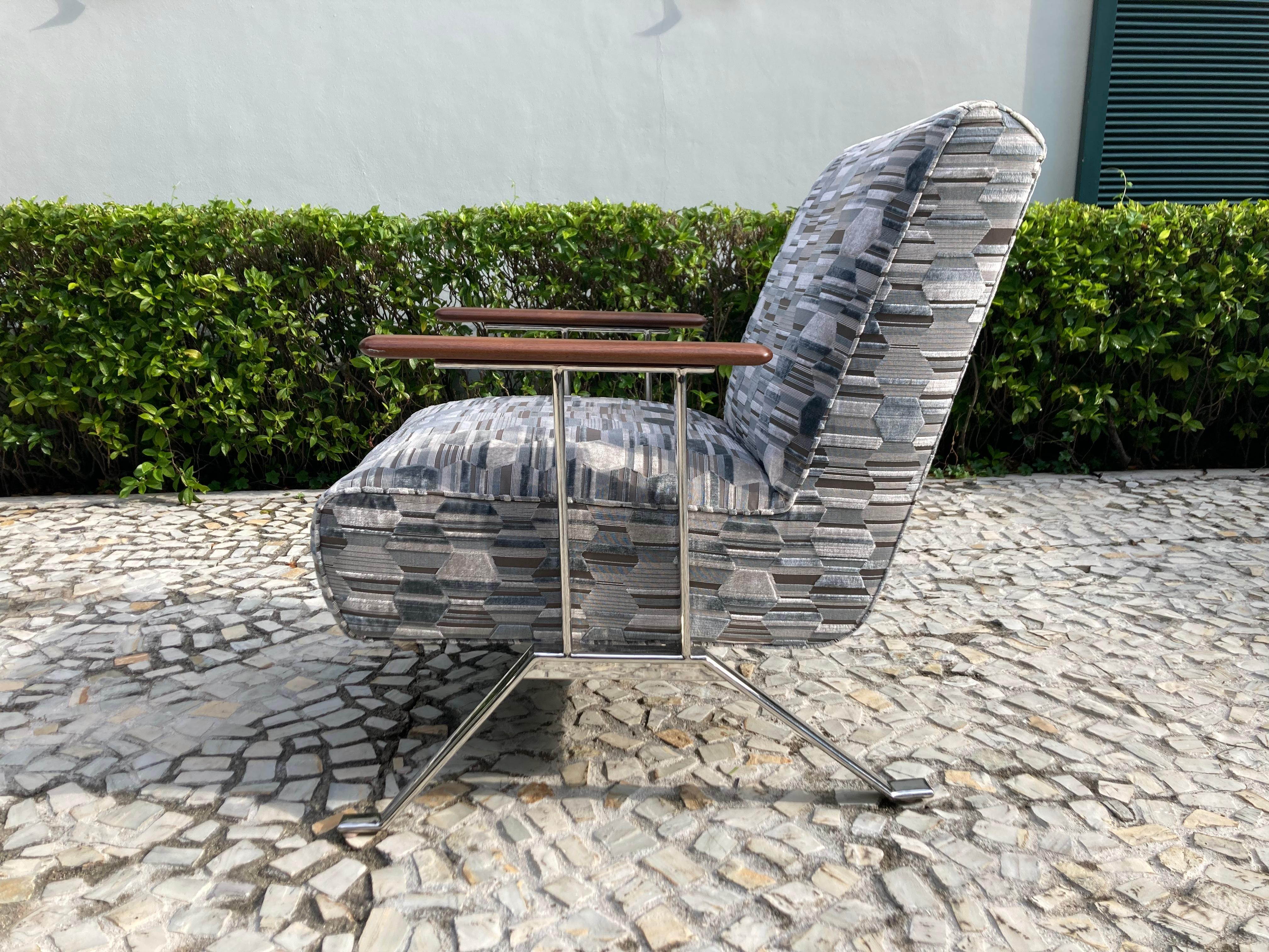 Metal Modern Chrome Lounge Chair with Walnut Arms For Sale