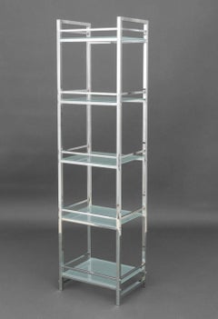 Modernes Etagere-Regal aus verchromtem Metall mit Einlegeböden aus gehärtetem Glas