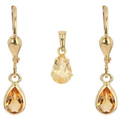 Modern Citrine 18 Karat Yellow Gold Earrings and Pendant Set