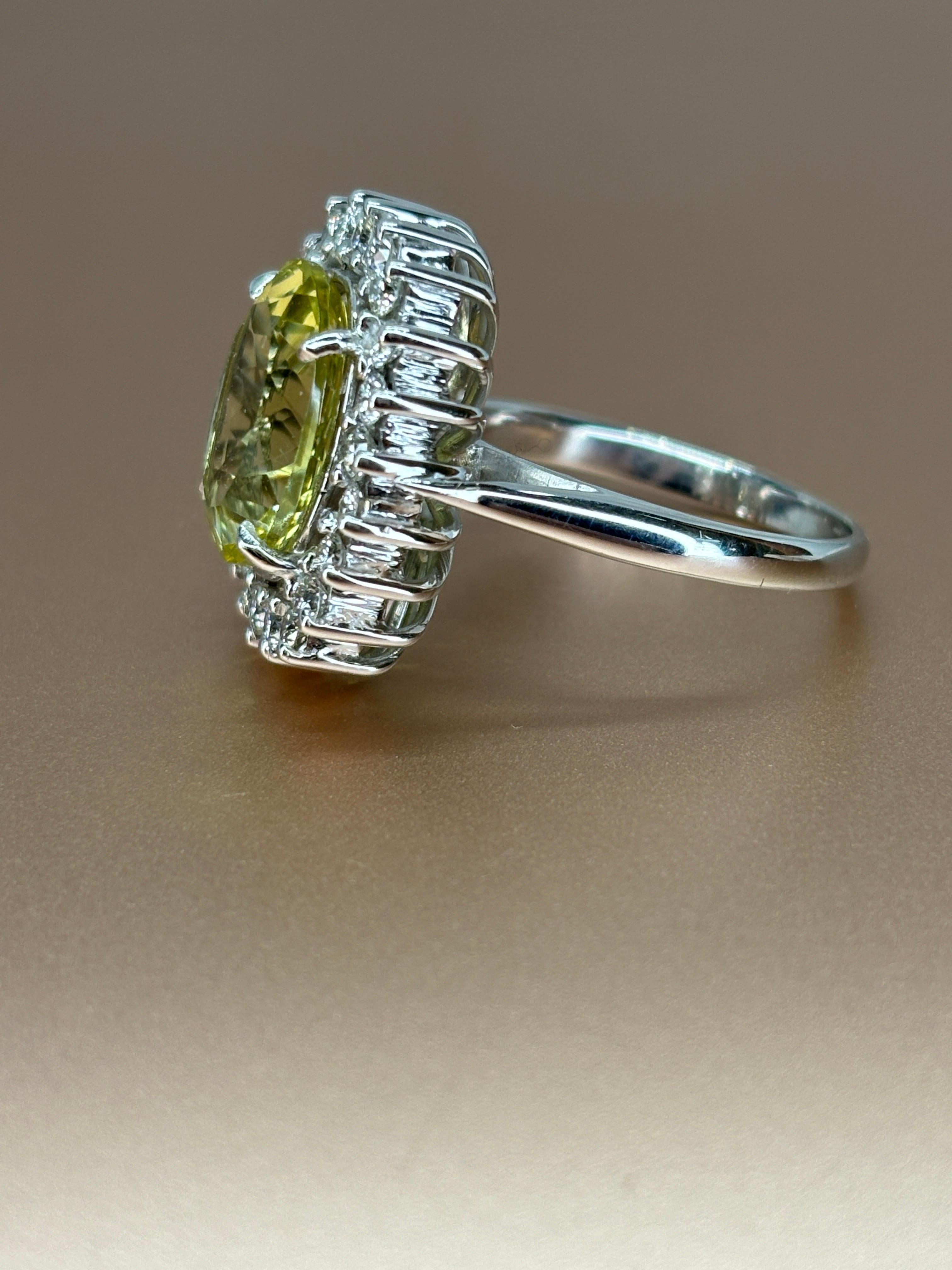 Modern Citrine Center Stone and Diamond Halo 18k White Gold Cocktail Ring For Sale 6