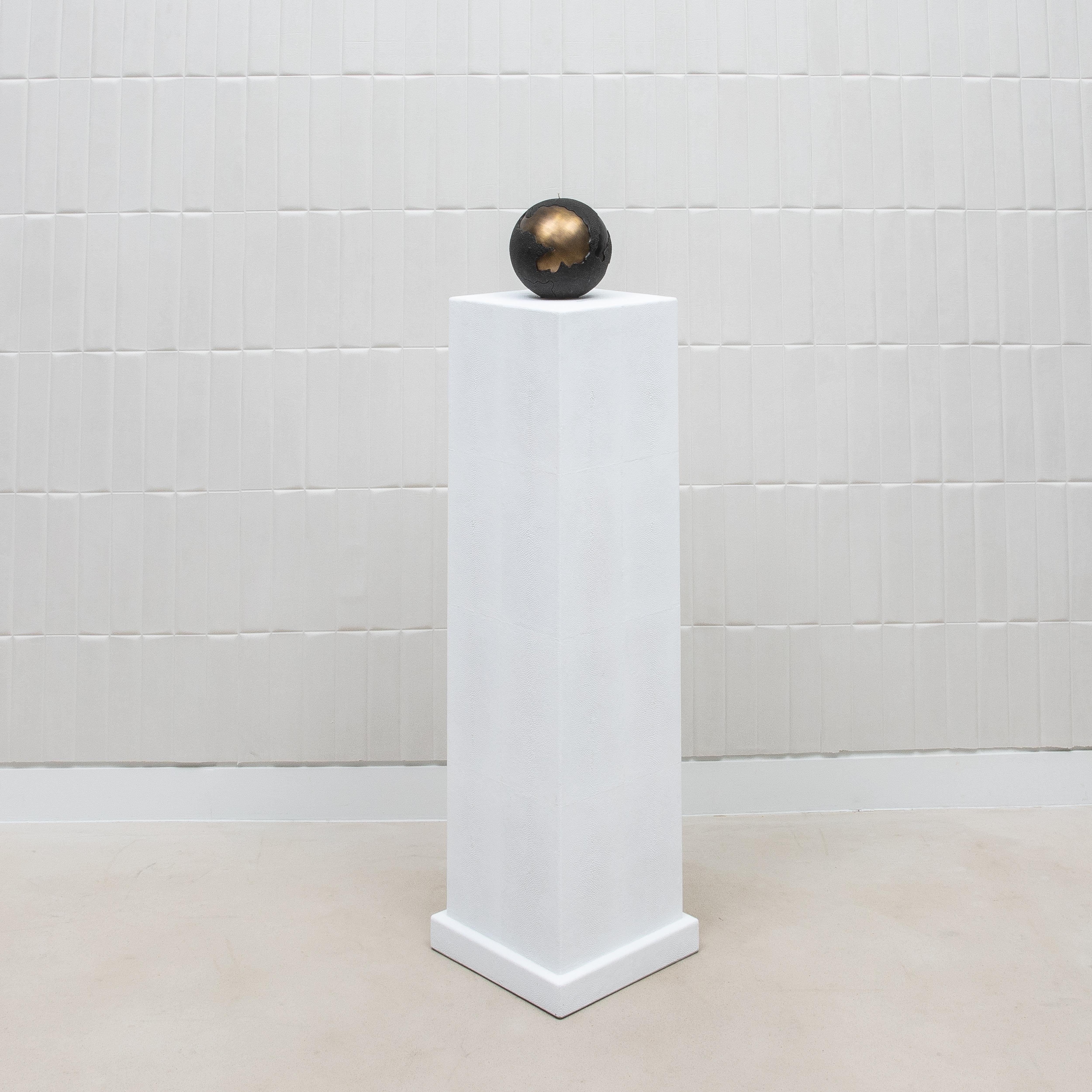 Modern Classic Column Large in White Shagreen by R&Y Augousti For Sale 2