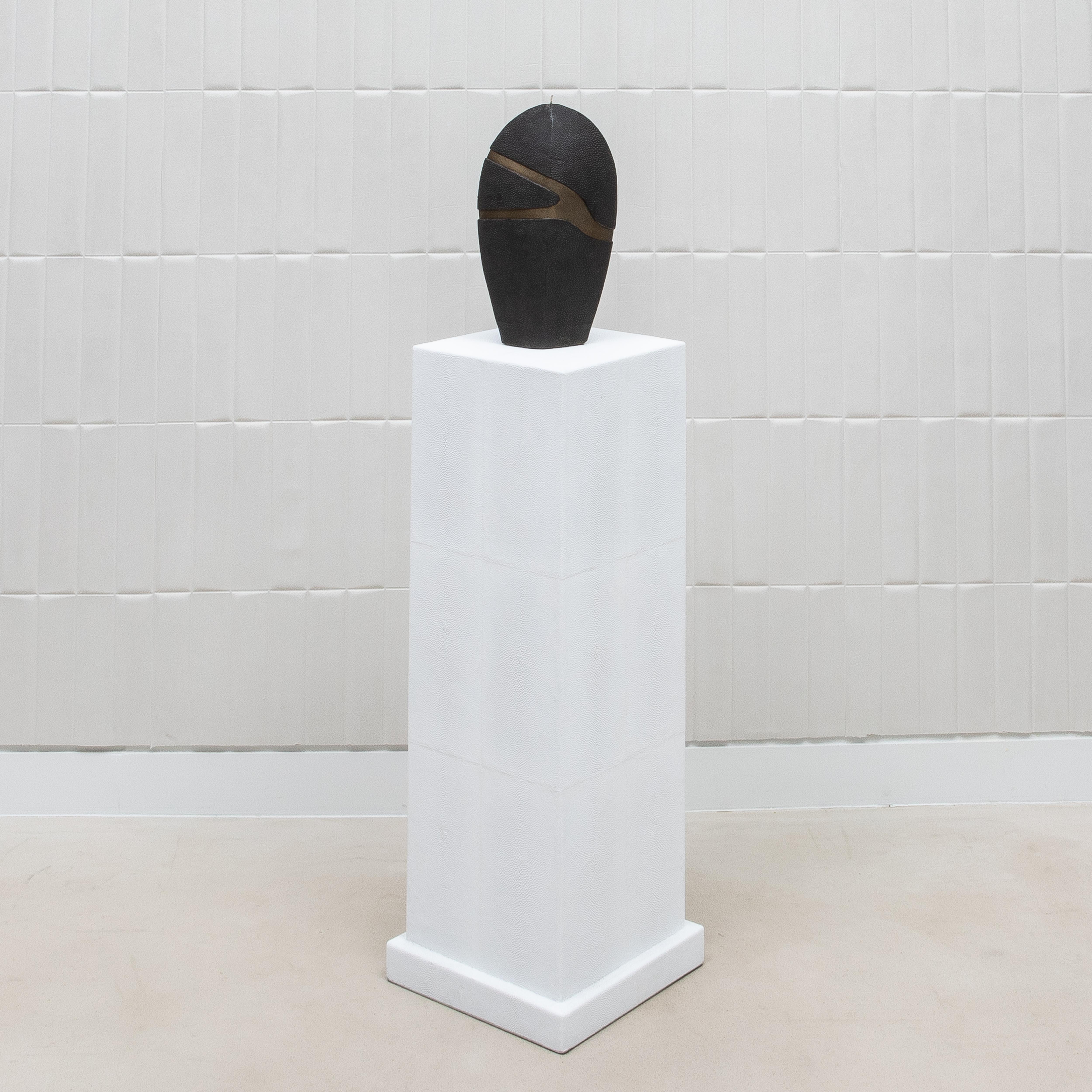 Modern Classic Column Large in White Shagreen by R&Y Augousti For Sale 8