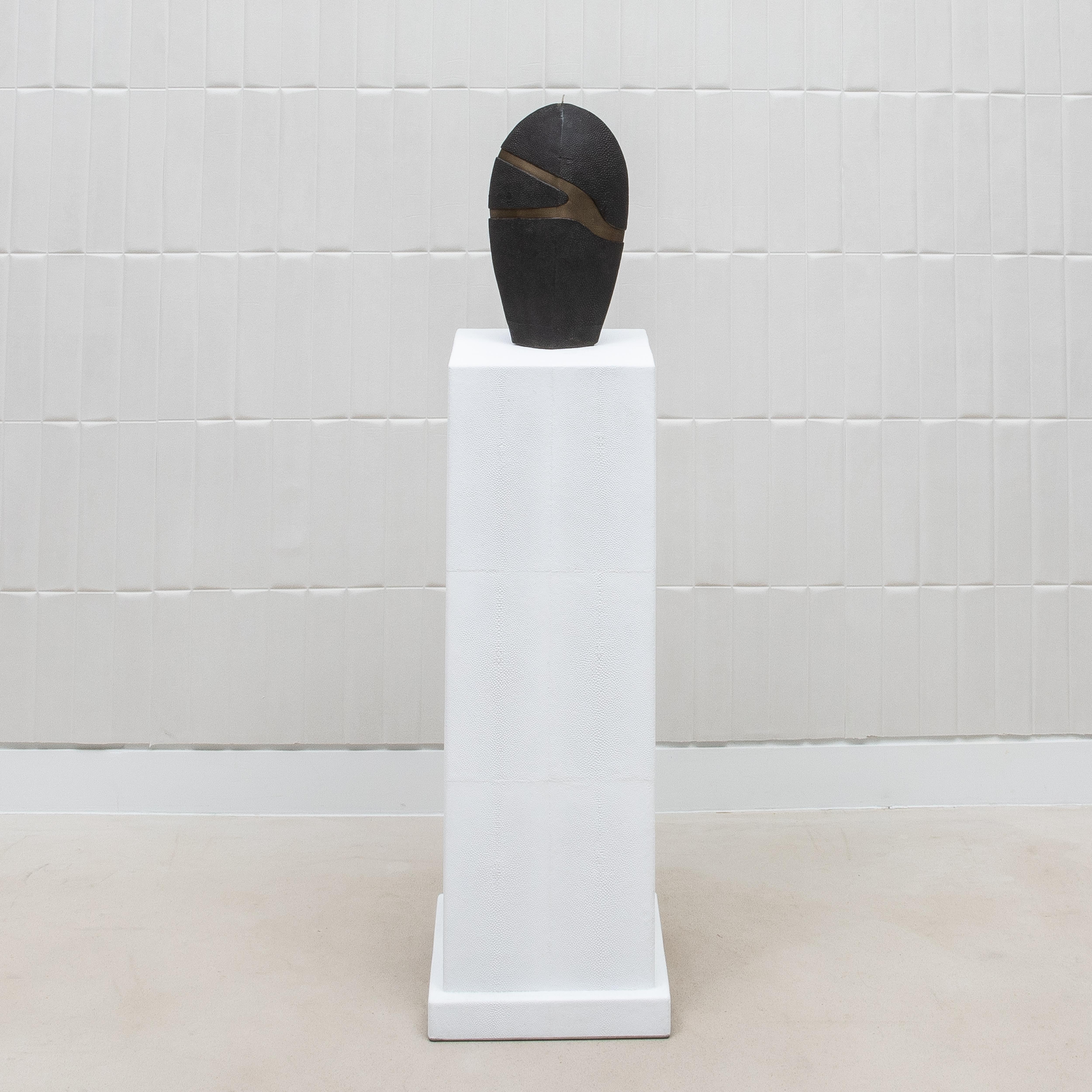 Modern Classic Column Large in White Shagreen by R&Y Augousti For Sale 9